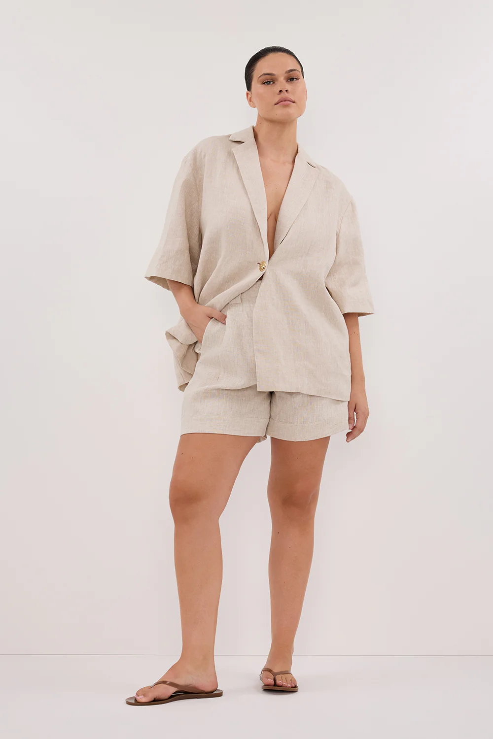 ALONDRA NATURAL LINEN SHORT - Image 6