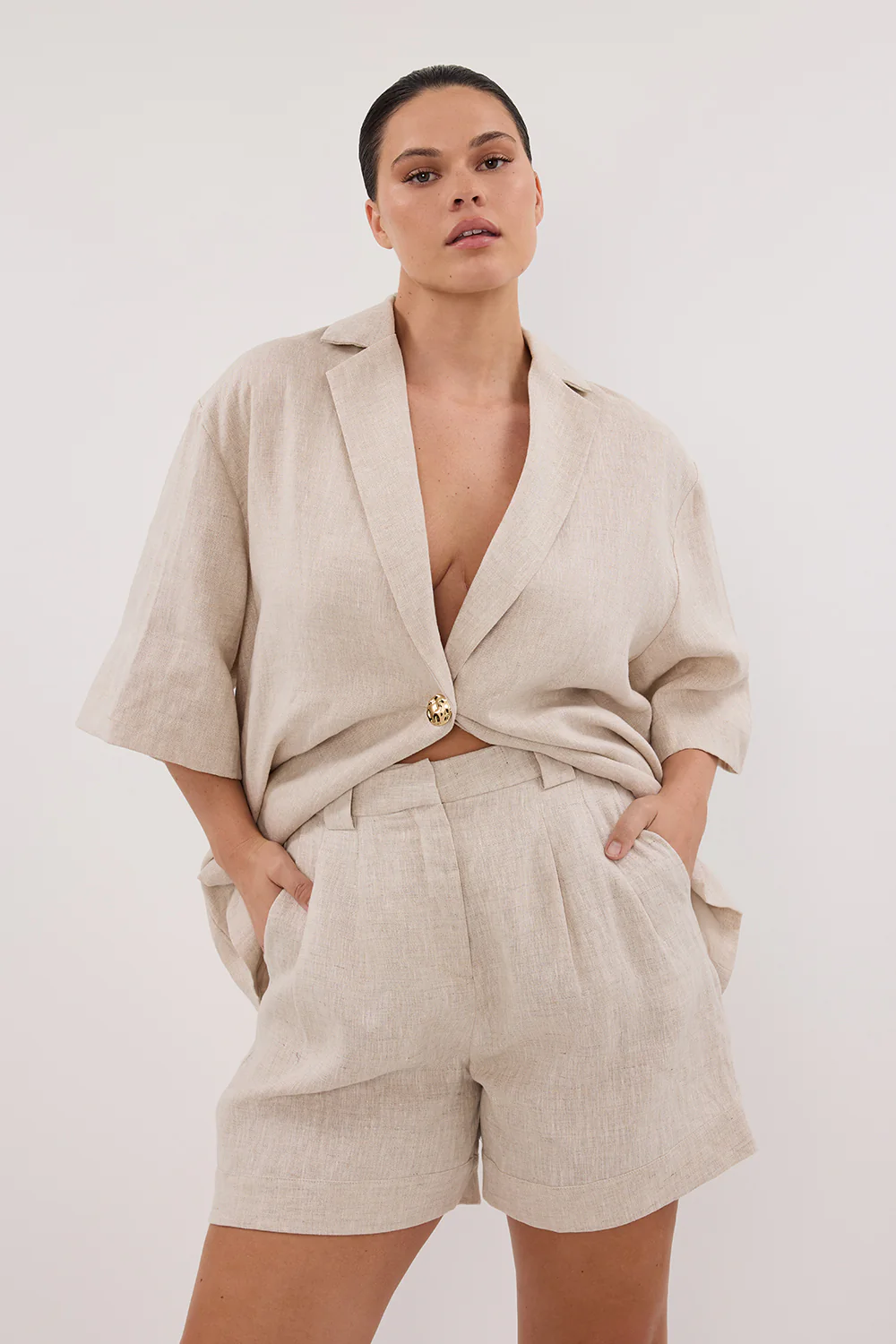 ALONDRA NATURAL LINEN SHORT - Image 8