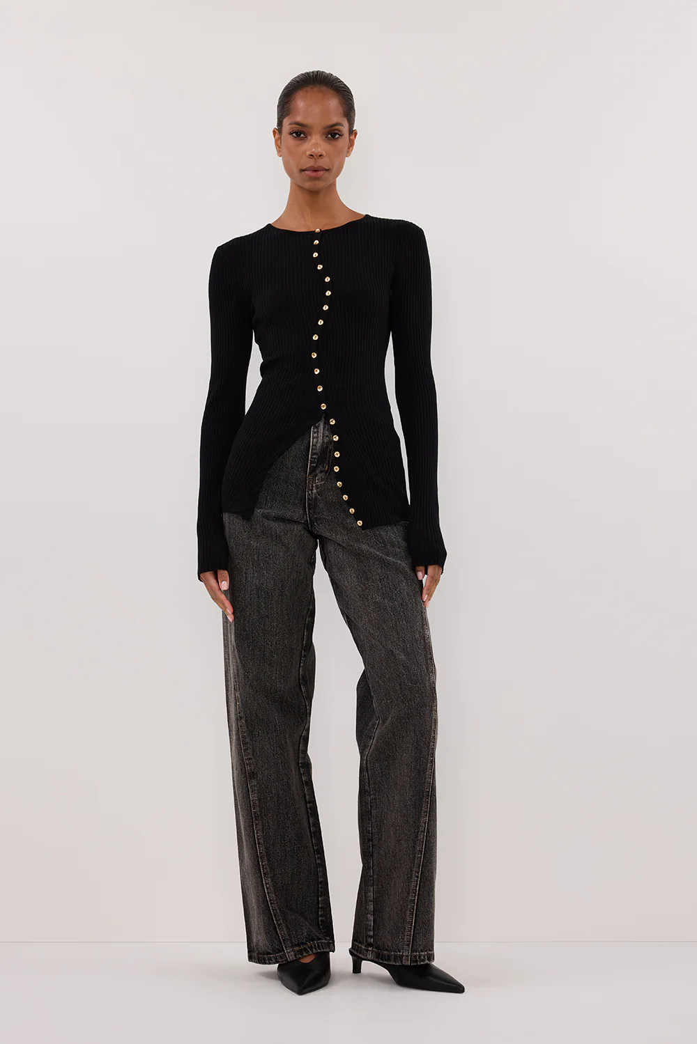 AMBER BLACK LONG SLEEVE KNIT CARDIGAN
