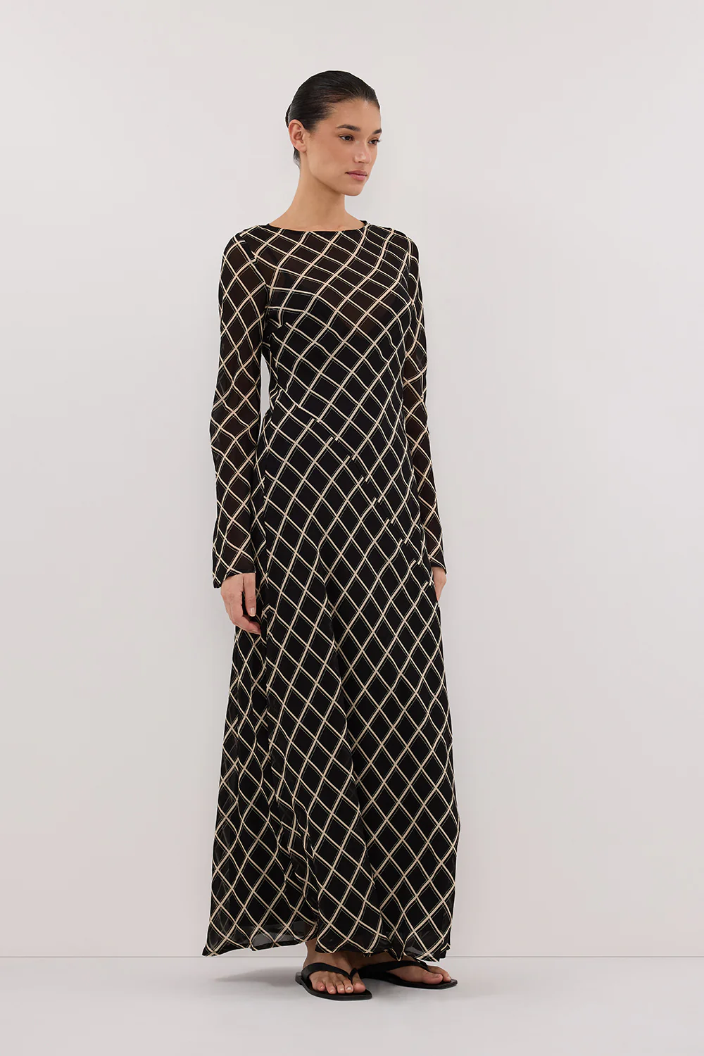 ARLINGTON BLACK LONG SLEEVE MIDI DRESS - Image 3