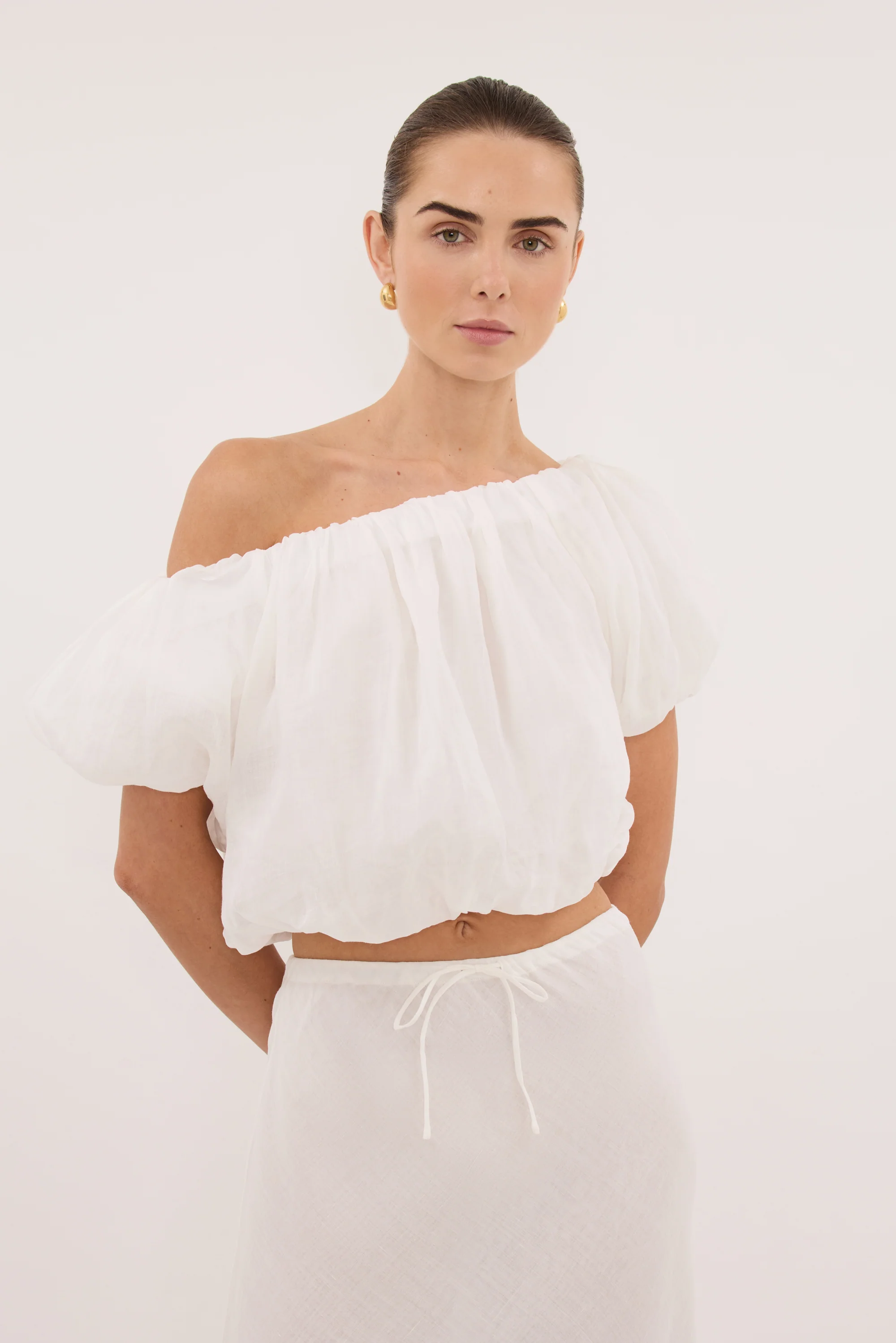 ARLO WHITE RAMIE OFF SHOULDER BUBBLE TOP - Image 2