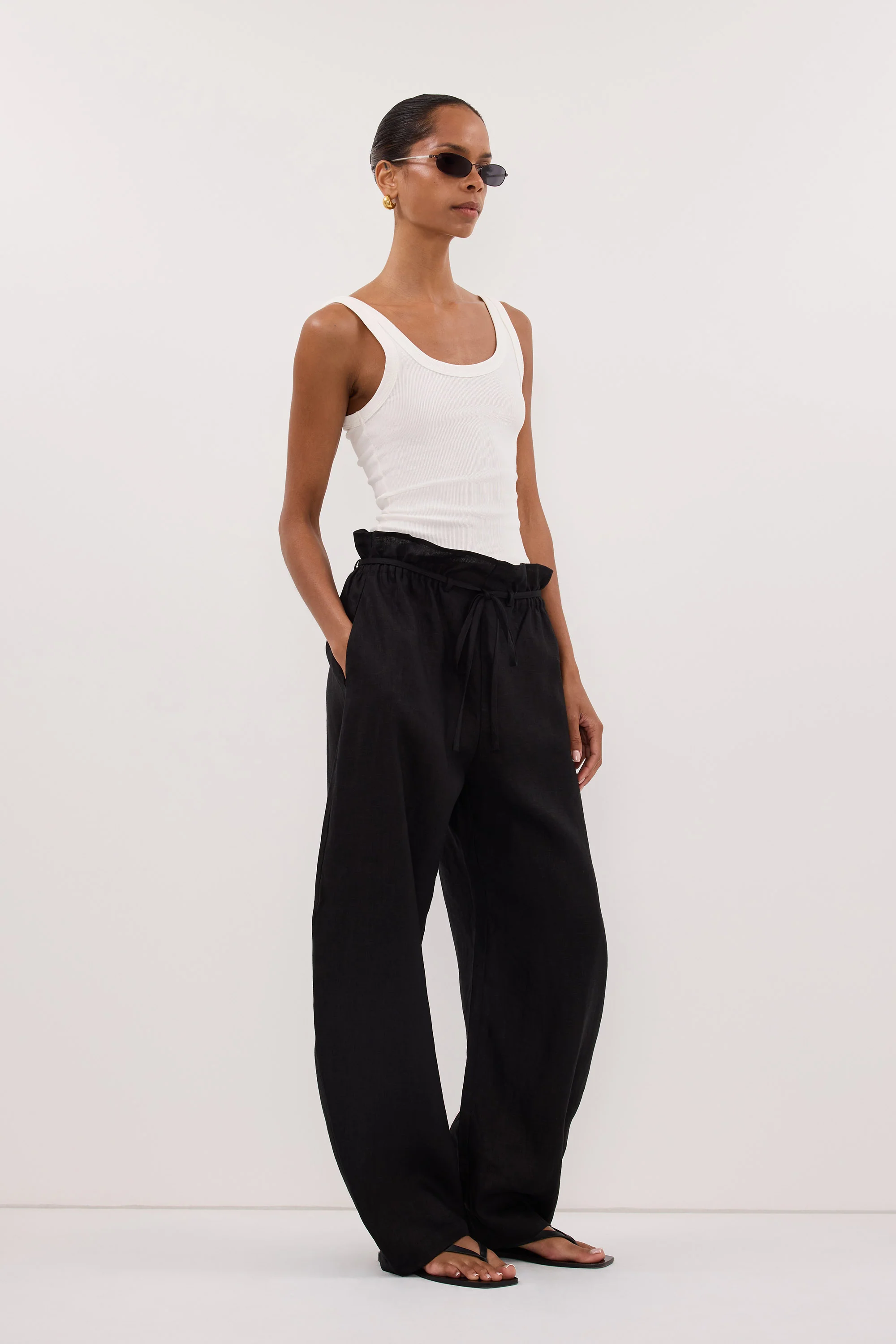 BLAISE BLACK LINEN PAPERBAG PANT - Image 3