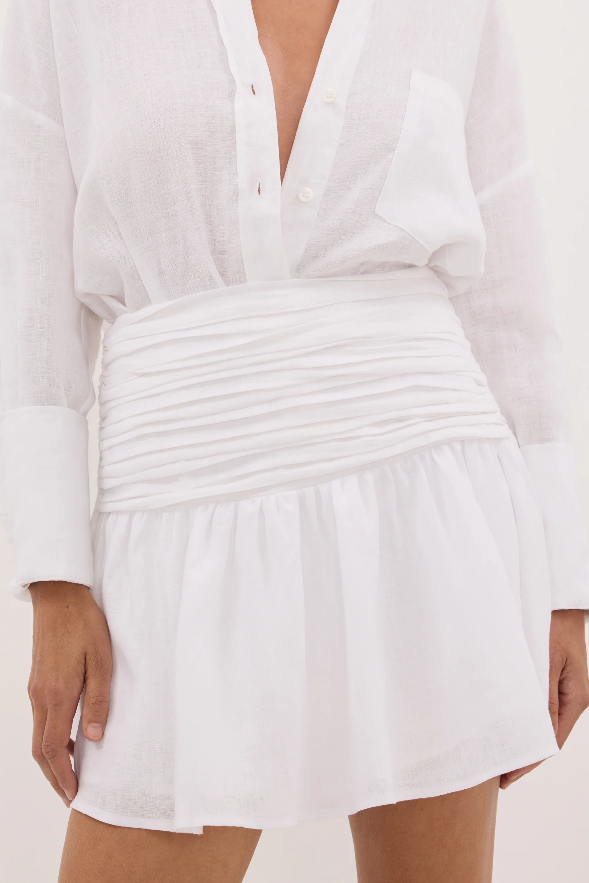CATANIA WHITE LINEN MINI SKIRT - Image 5