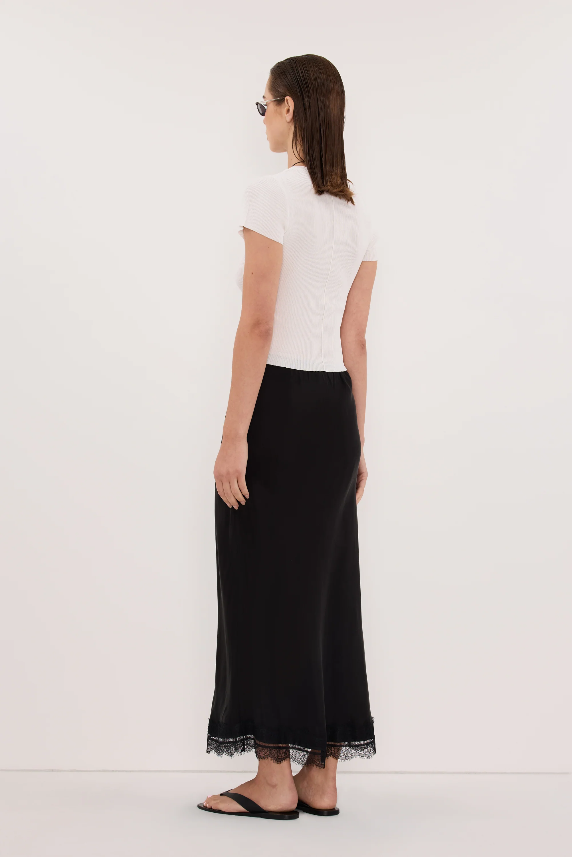 CLO WHITE RIBBED BABY TEE - Image 4