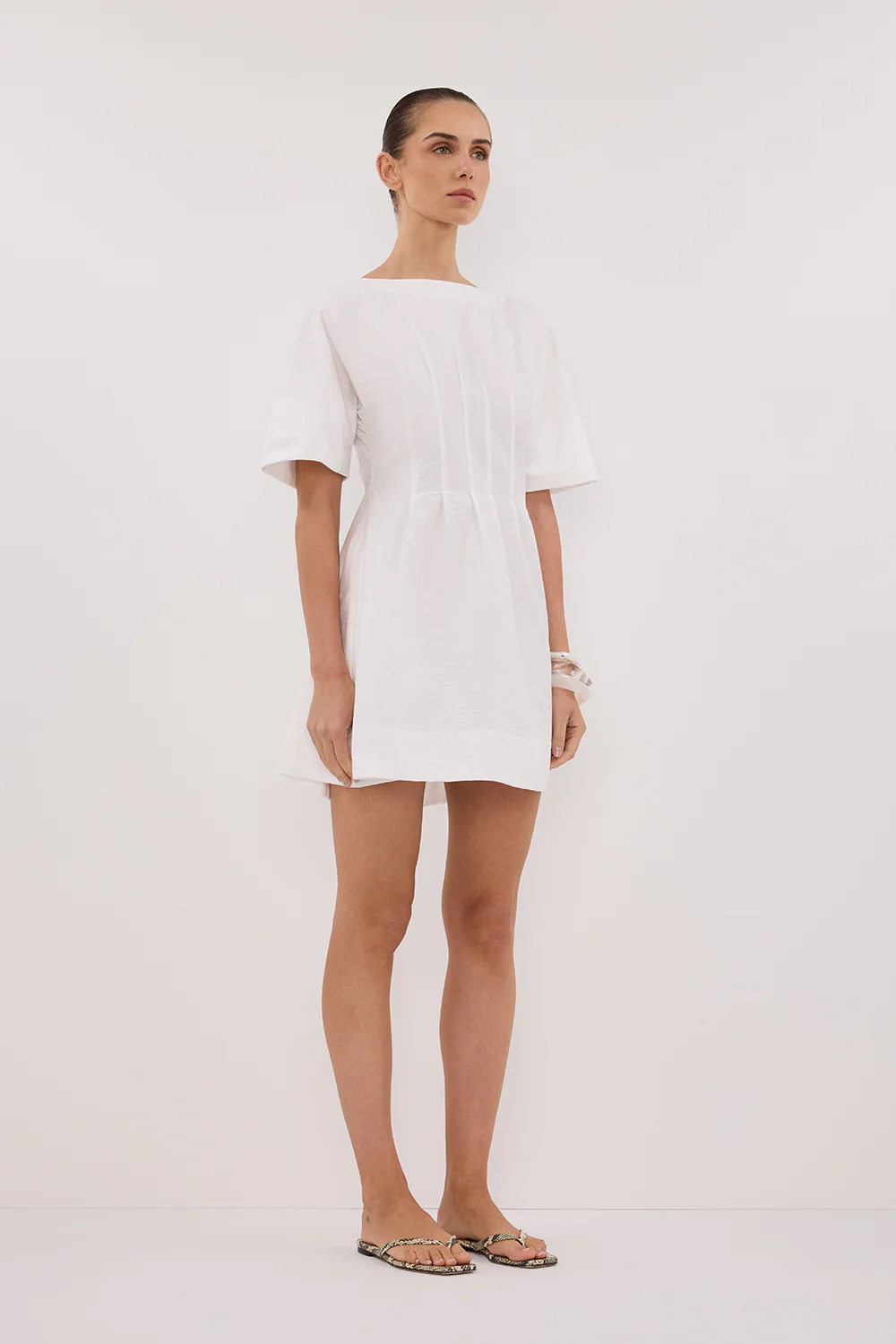 DAPHNE WHITE SLEEVED MINI DRESS - Image 3