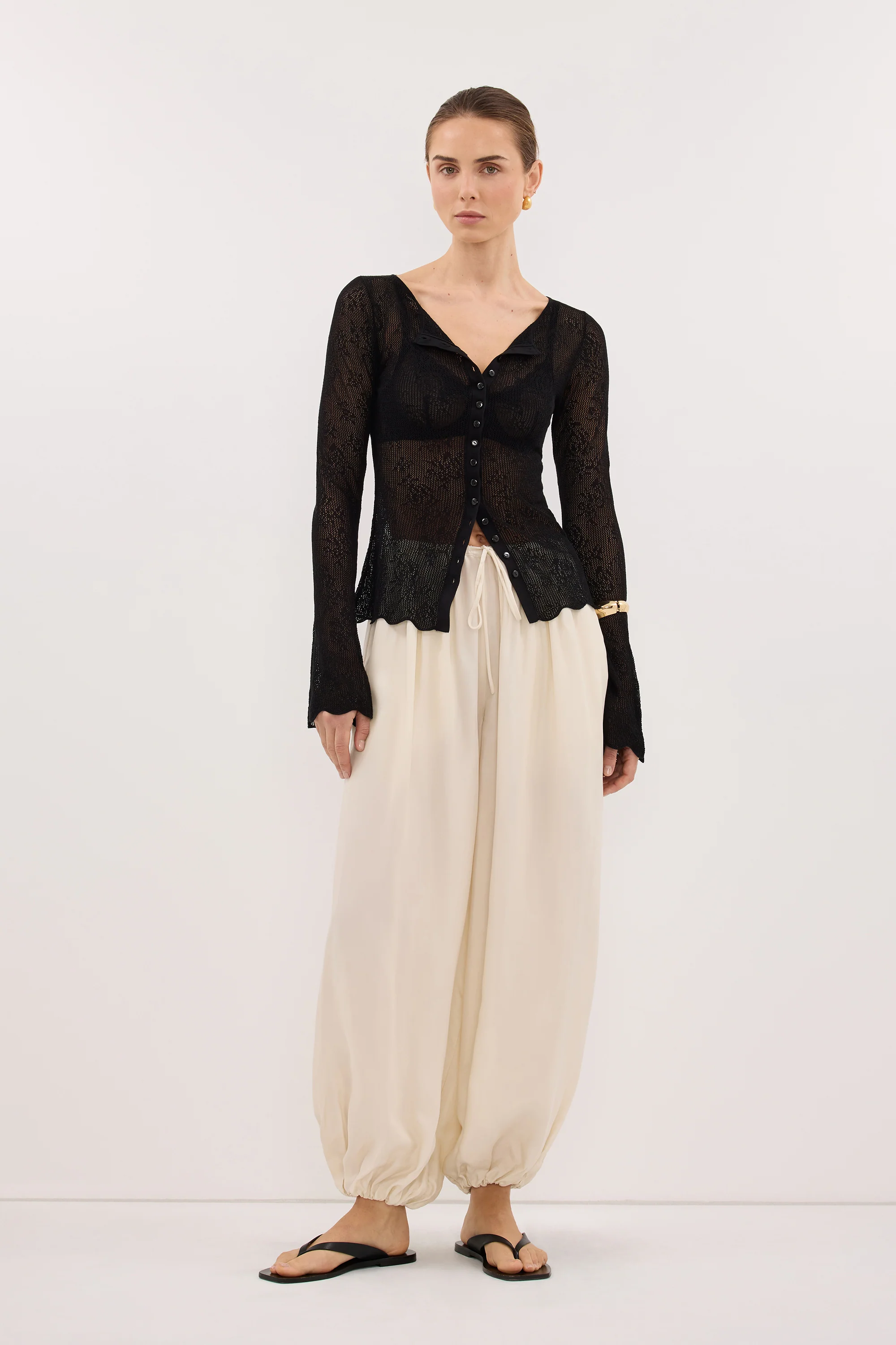 DELIA BLACK LACE BUTTON FRONT TOP - Image 6