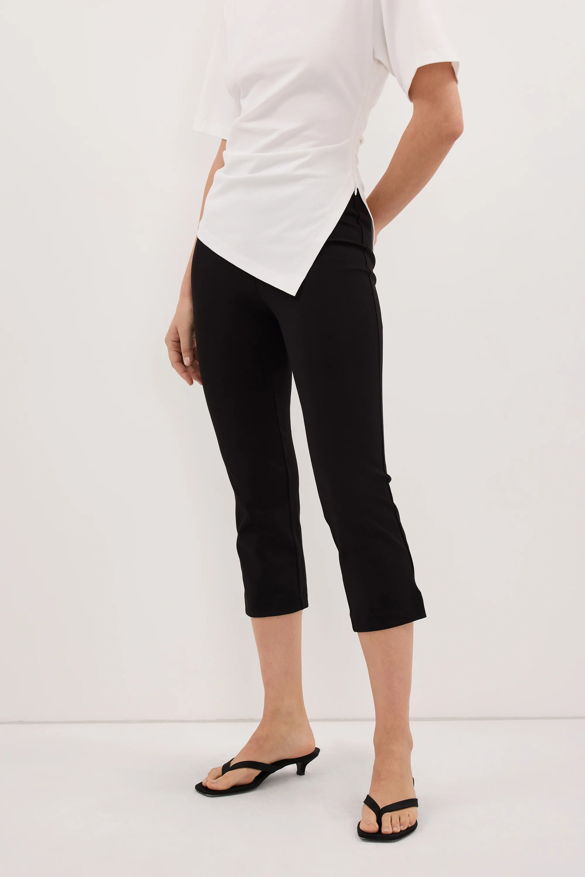 DEMI BLACK 7/8 CAPRI PANT - Image 2