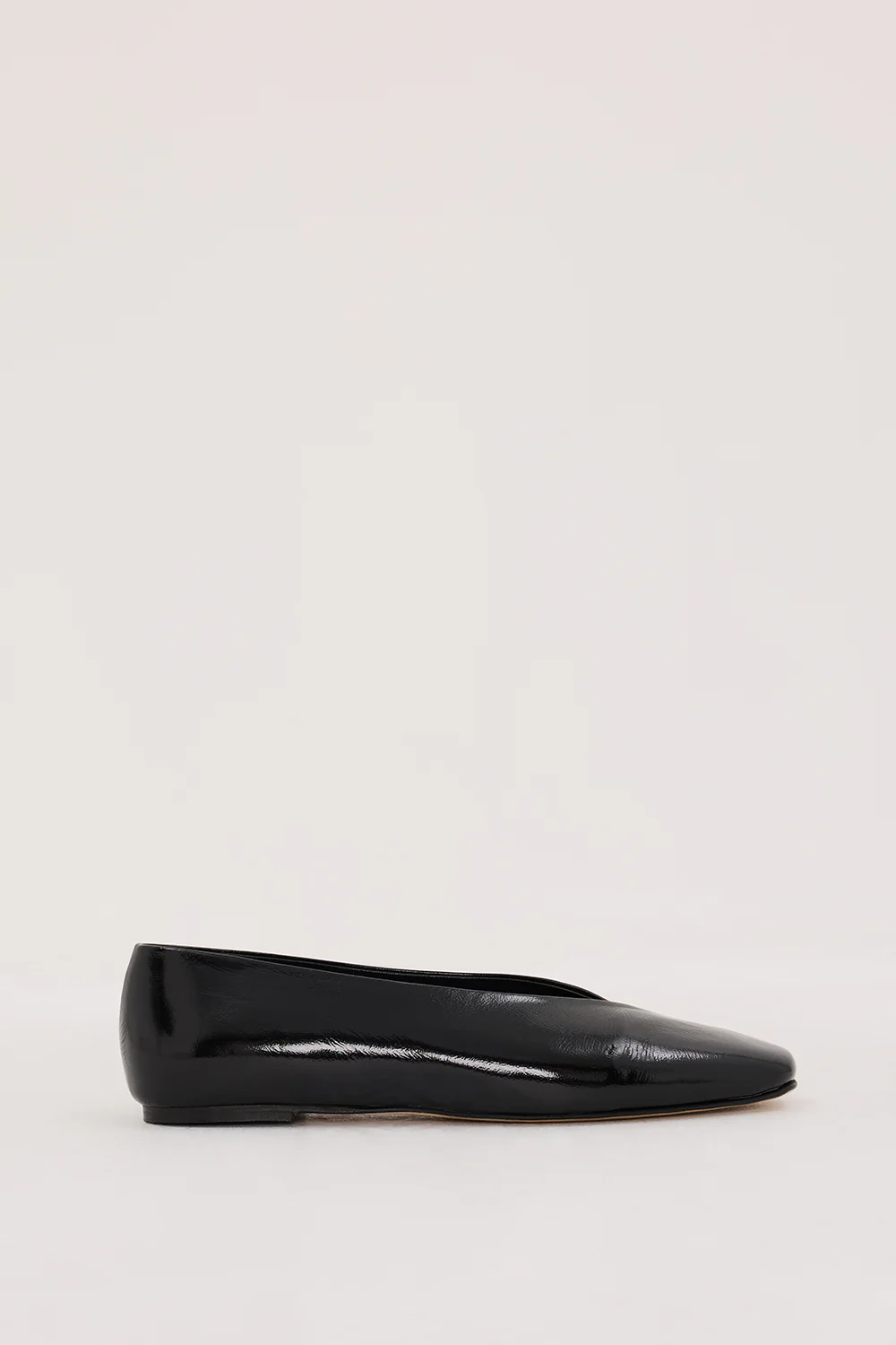 DOF STUDIOS CAMILLE BLACK GLOSSY BALLET FLAT