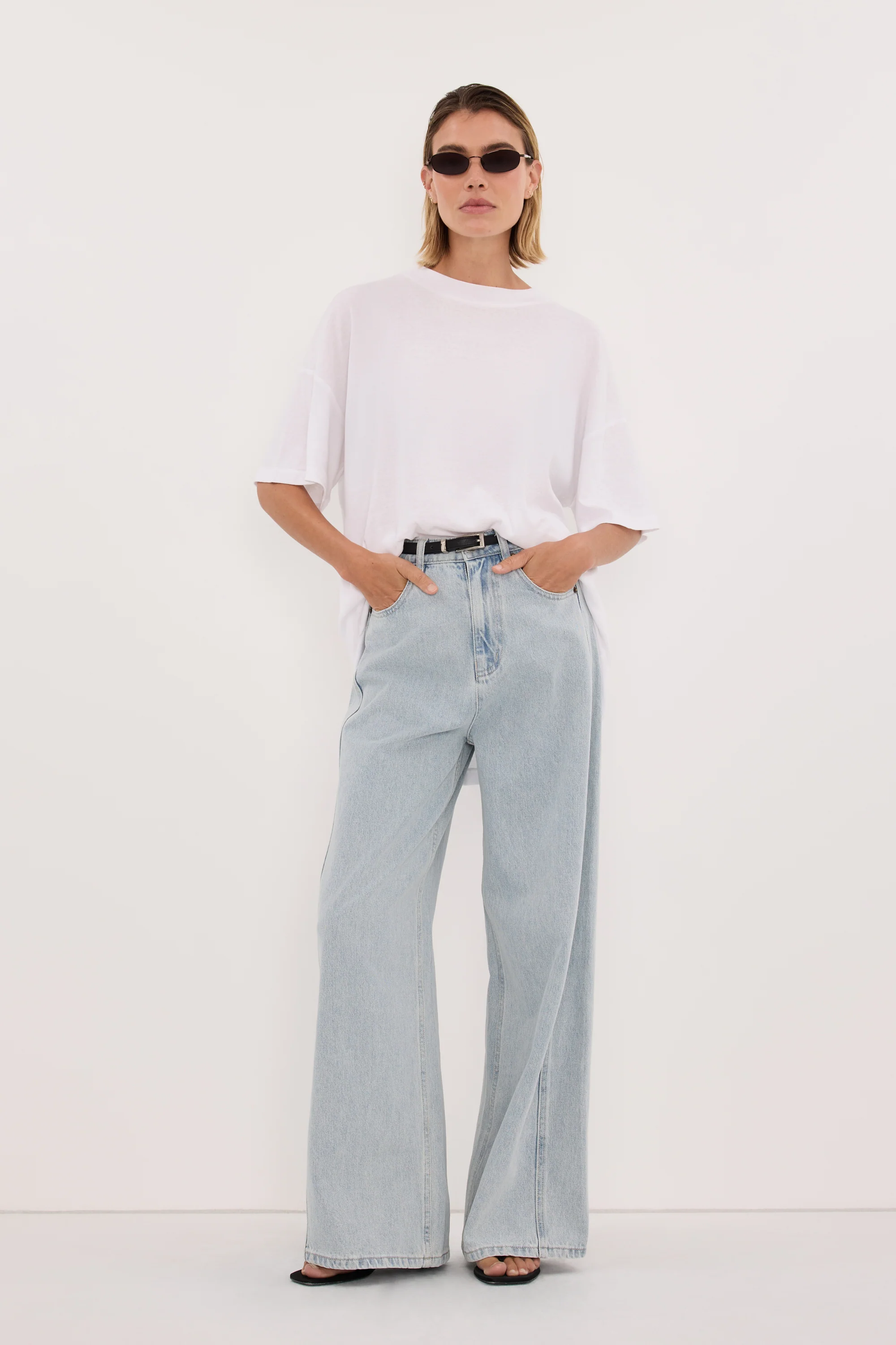 DREW LIGHT RINSE WIDE LEG DENIM JEAN - Image 2
