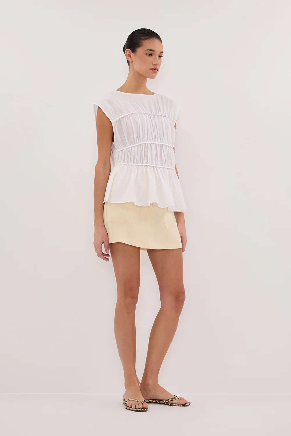 EVA LEMON LINEN SKORT - Image 3
