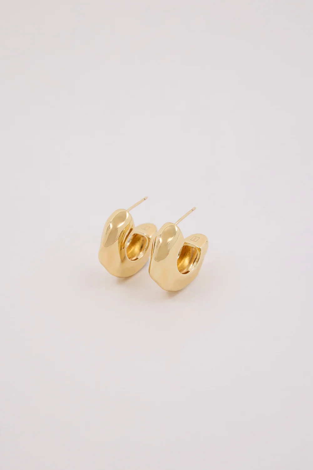 F+H GOLD HAMMERED CHUBBY HOOPS