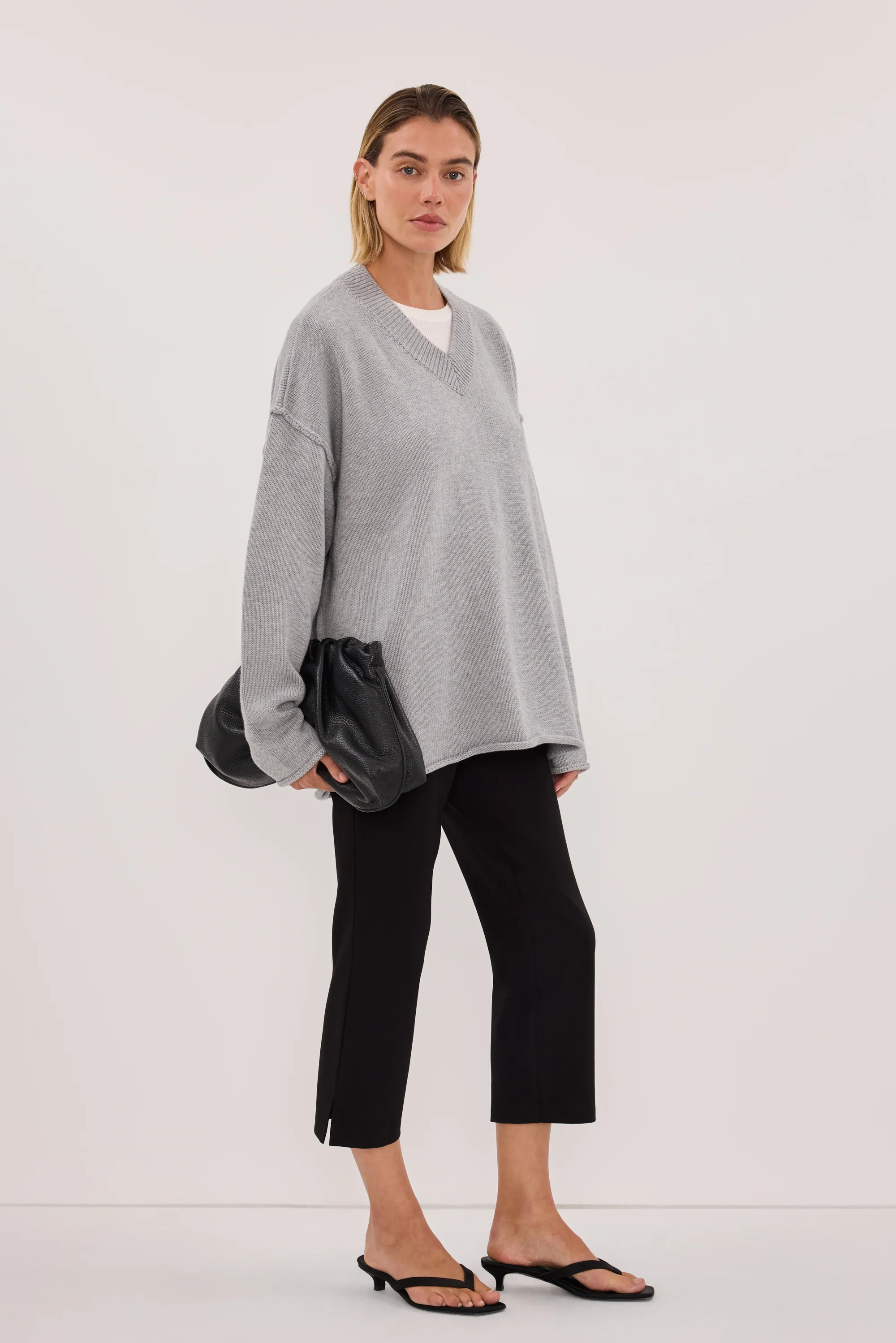 FLINT SILVER V NECK KNIT JUMPER - Image 3