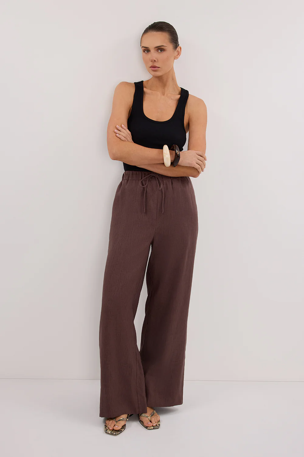 GINA CHOC LINEN ELASTIC WAIST PANT - Image 6