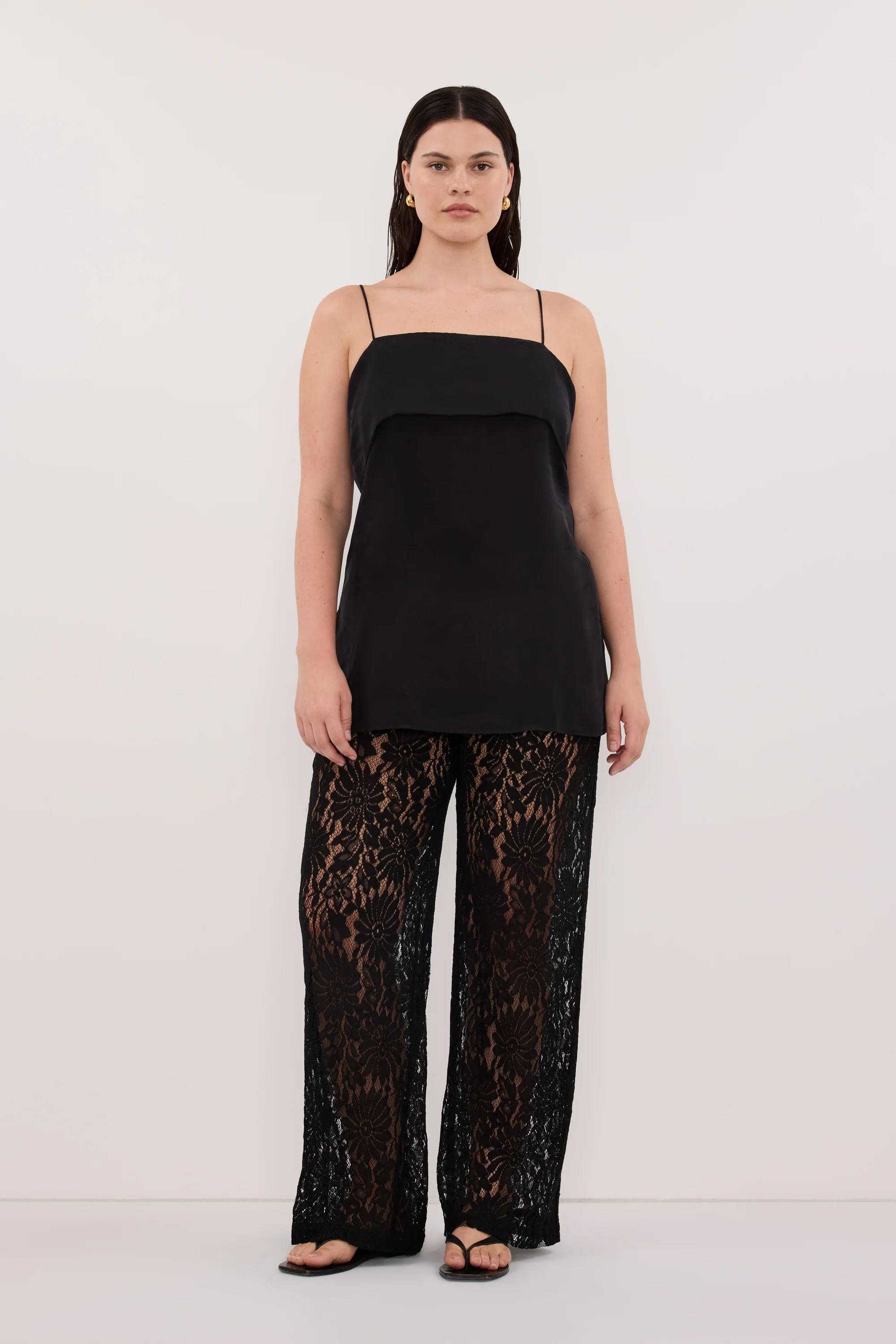 IDA BLACK SLEEVELESS FOLDOVER CAMI TOP - Image 6