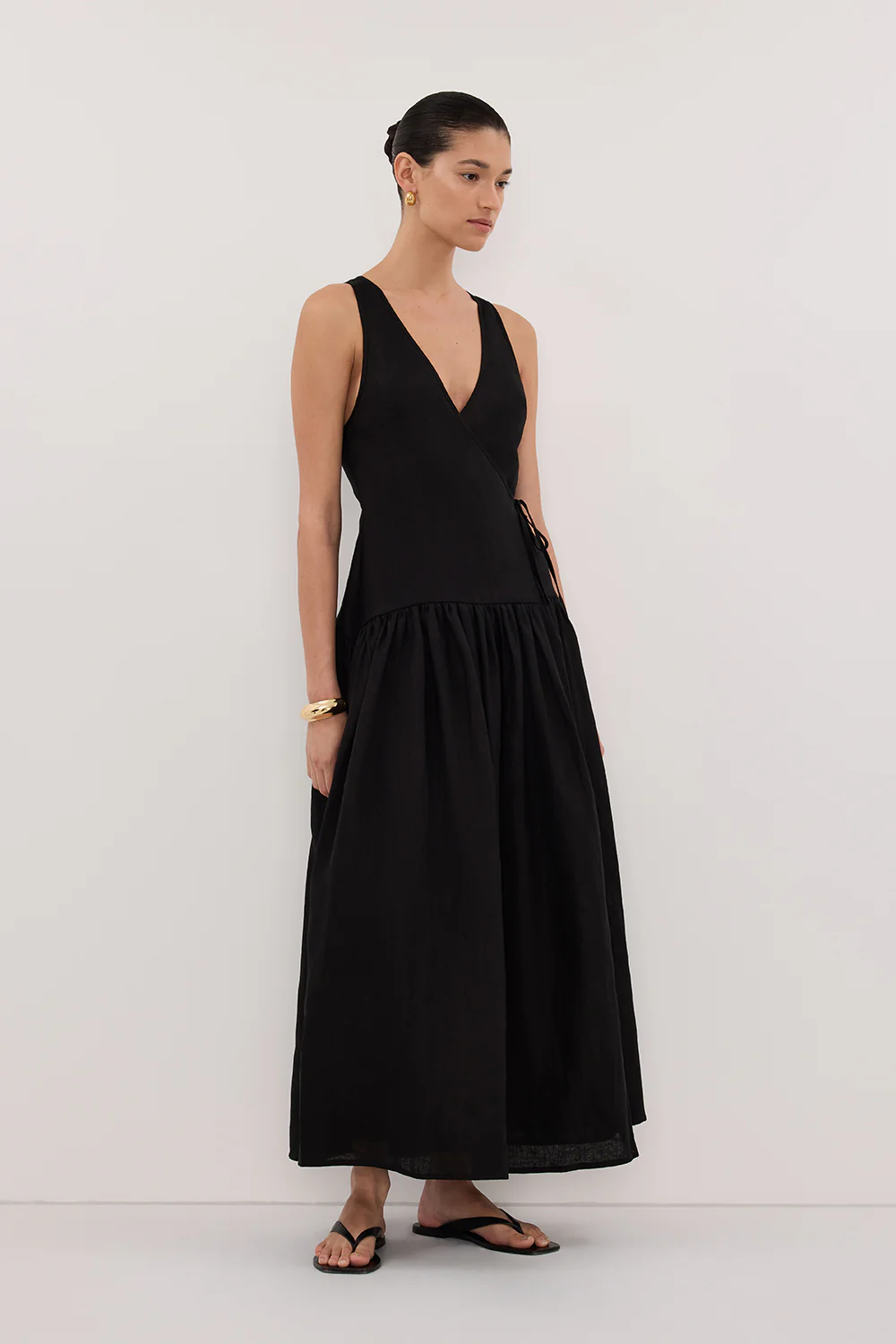 ILIO BLACK SLEEVELESS LINENÂ WRAP MIDI DRESS - Image 3