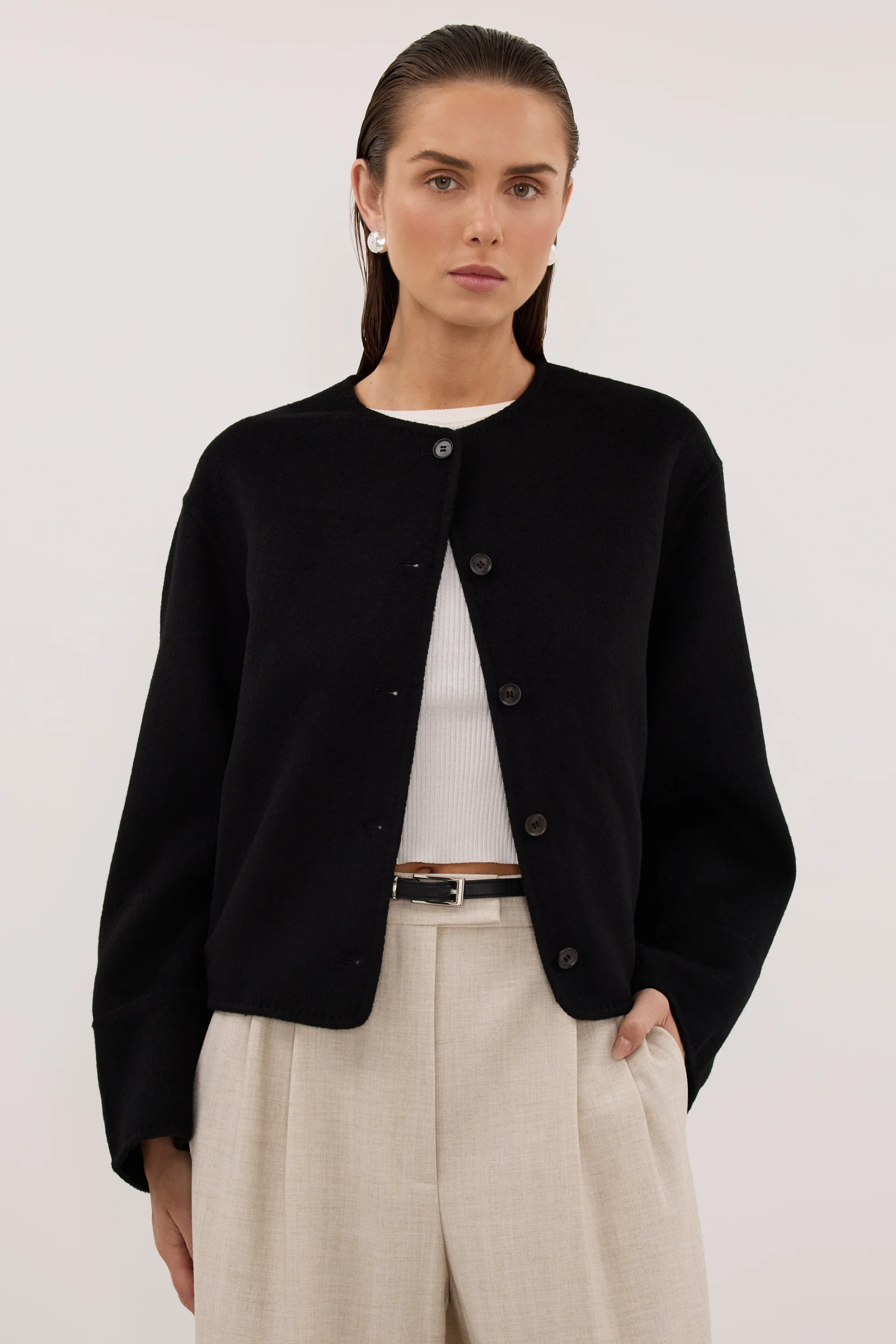 JACLYN BLACK CROPPED WOOL BLEND COAT - Image 3