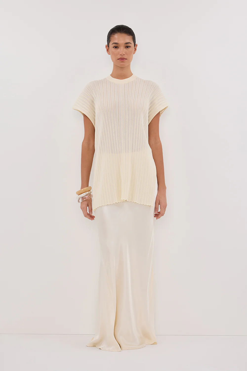 JADE CREAM SLEEVELESS KNIT TOP