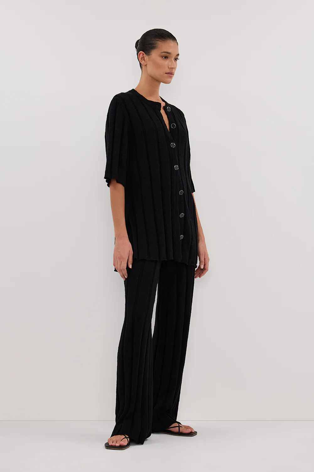 JAZZ BLACK WIDE LEG KNIT PANT - Image 3