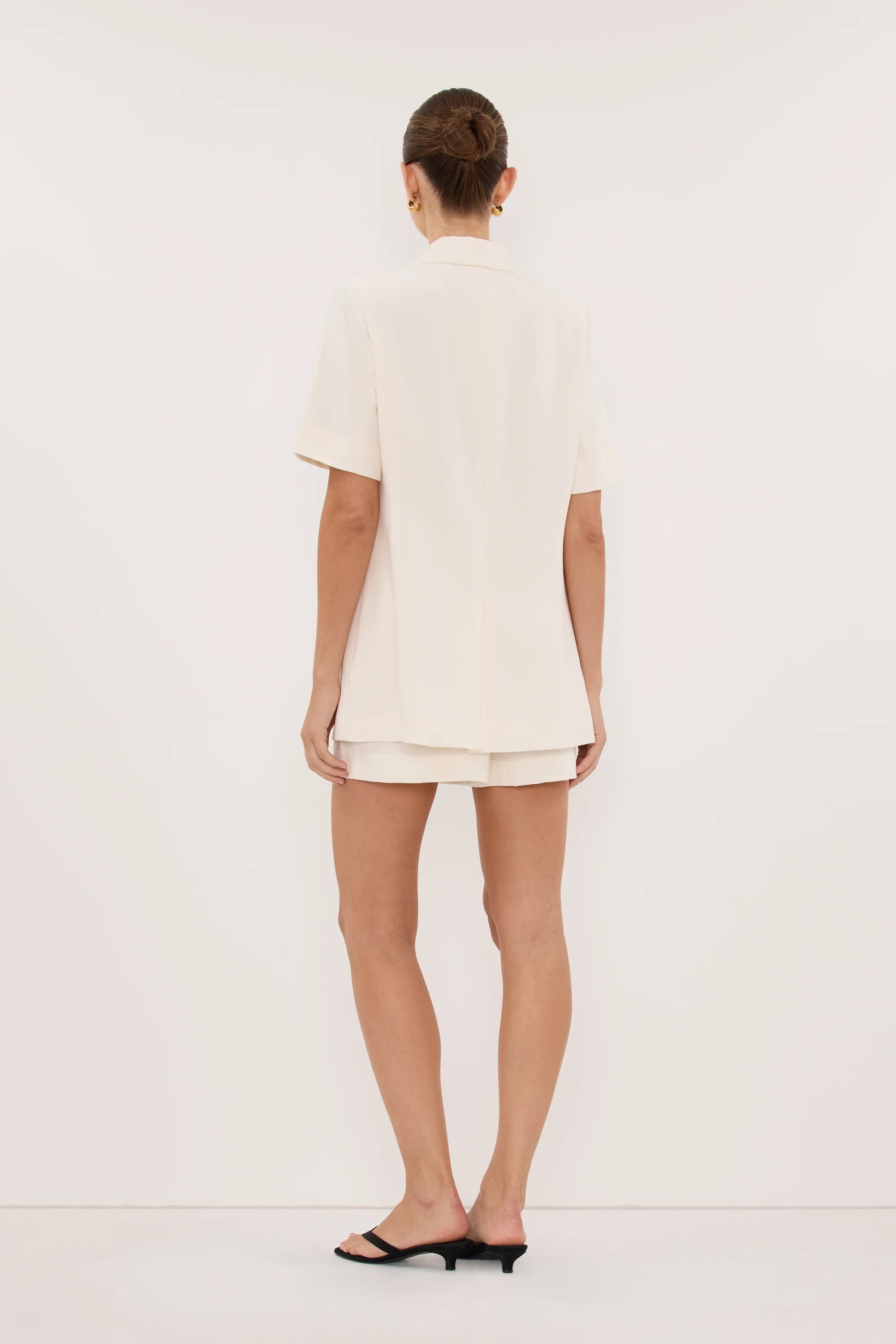 JORDY CREAM SHORT SLEEVE BLAZER - Image 4
