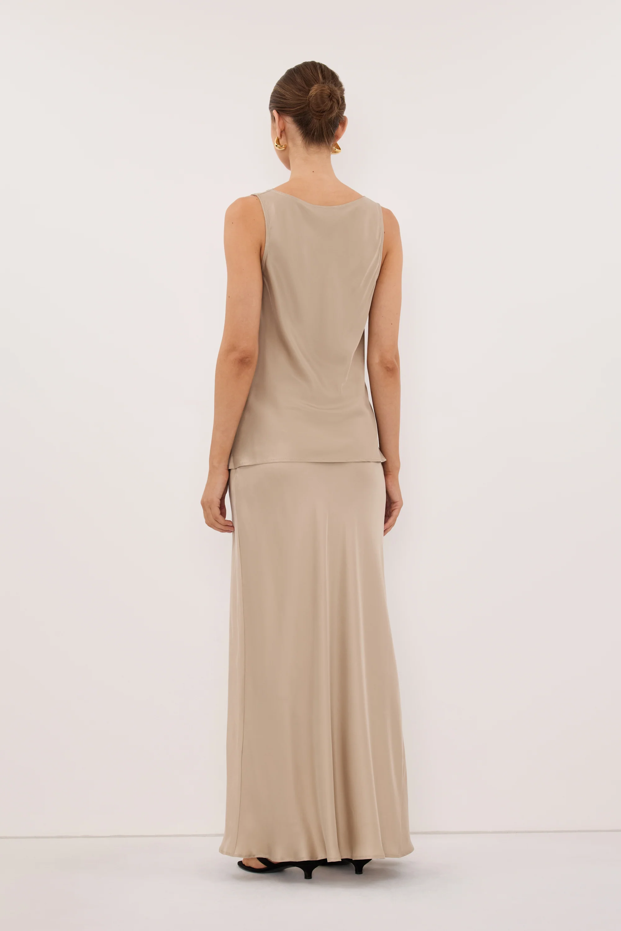 JULIETTE GOLD SILK MIDI SKIRT - Image 3