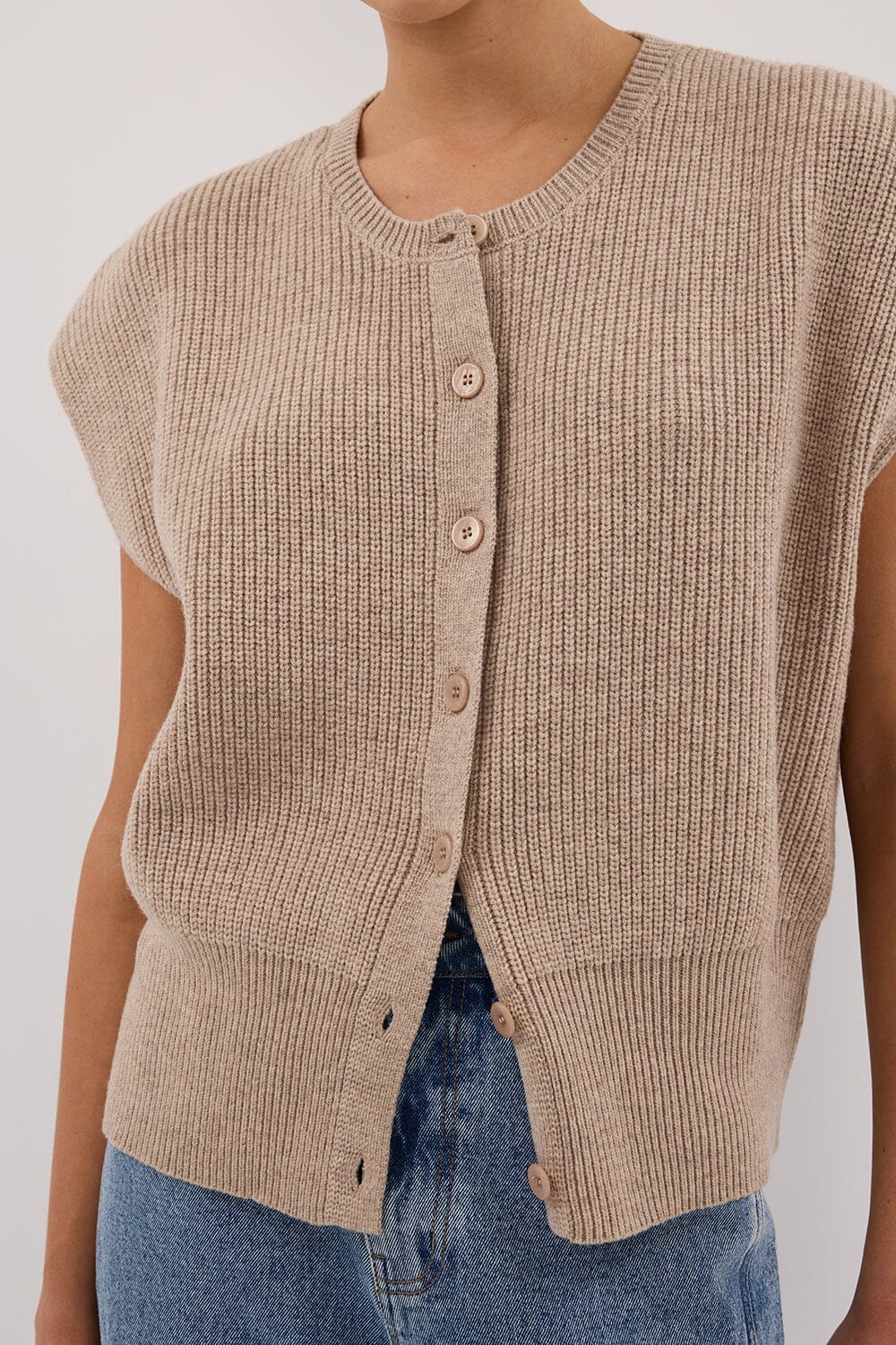 KATE OAT MARLE KNIT VEST - Image 5