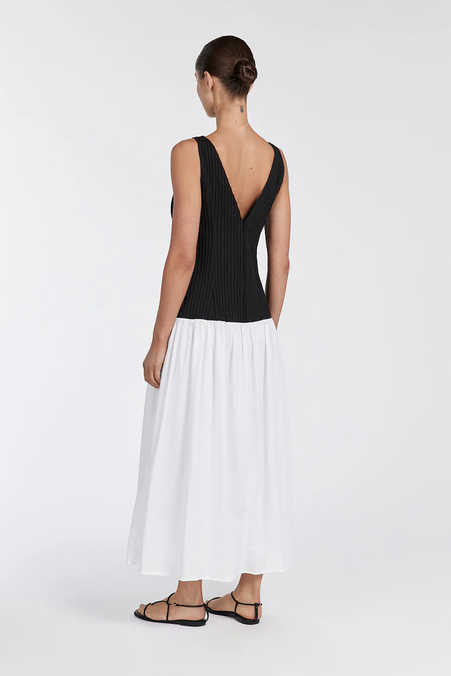 KELSIE BLACK & WHITE MIDI DRESS - Image 4