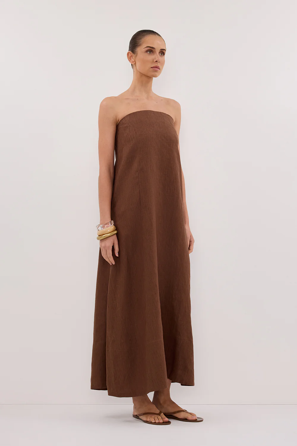 KINSLEY FONDANT LINEN STRAPLESS MIDI DRESS - Image 3