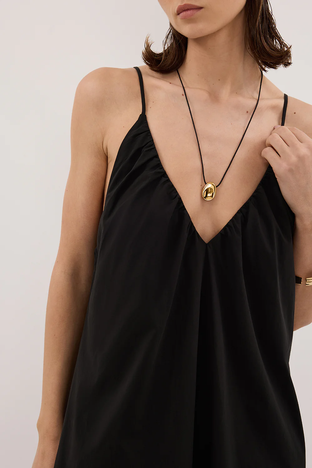 LIANA BLACK SLEEVELESS POPLIN TENT MIDI DRESS - Image 6