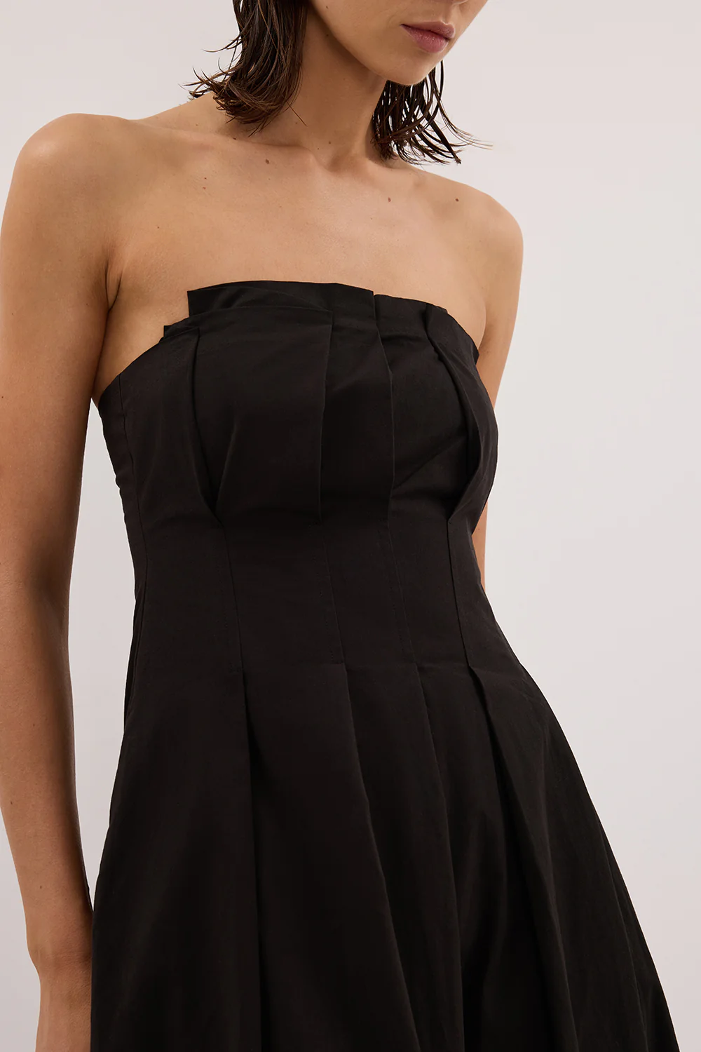 LILLY BLACK COTTON STRAPLESS MIDI DRESS - Image 5