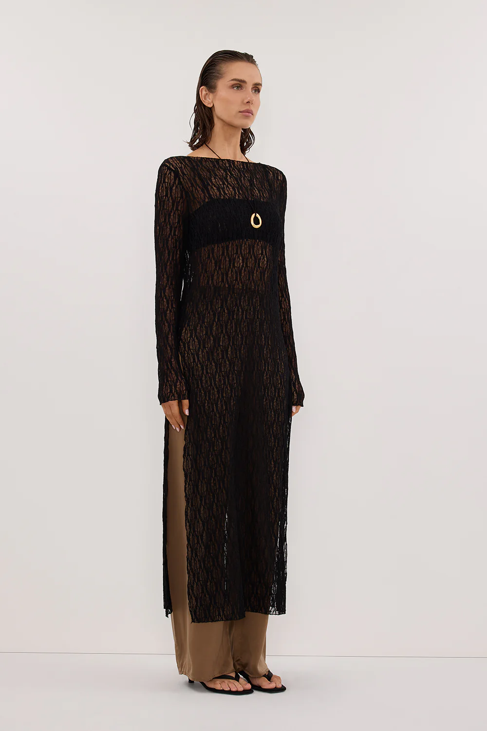LIZZIE BLACK BOAT NECK TUNIC TOP - Image 3