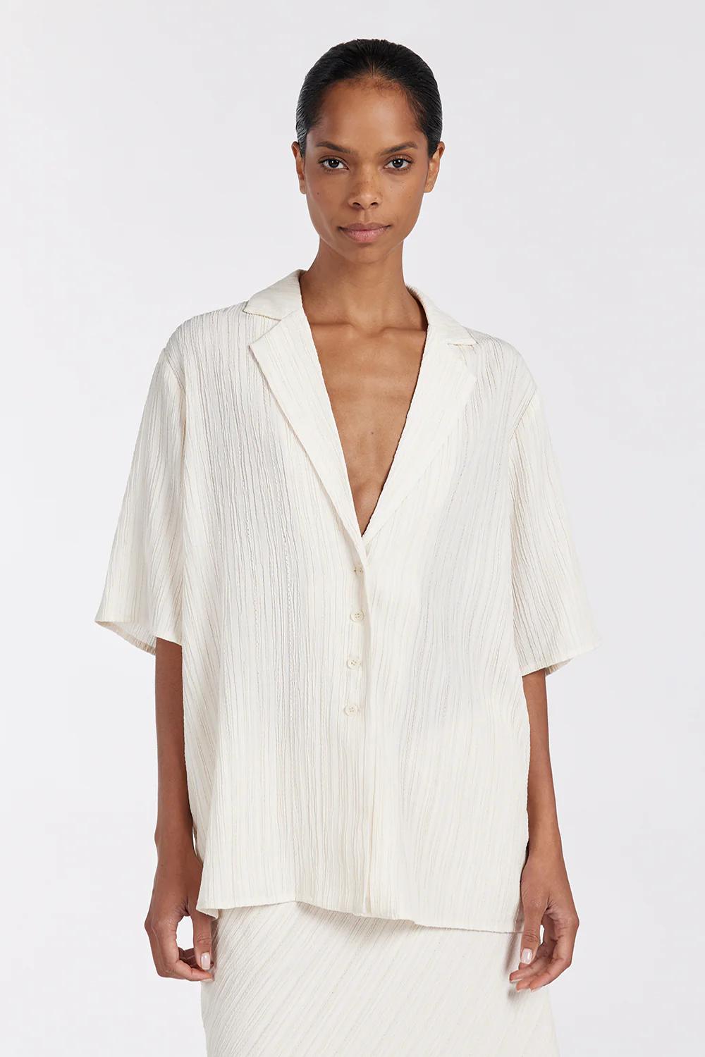 LOZ CREAM SHORT SLEEVE SHIRT - Image 3