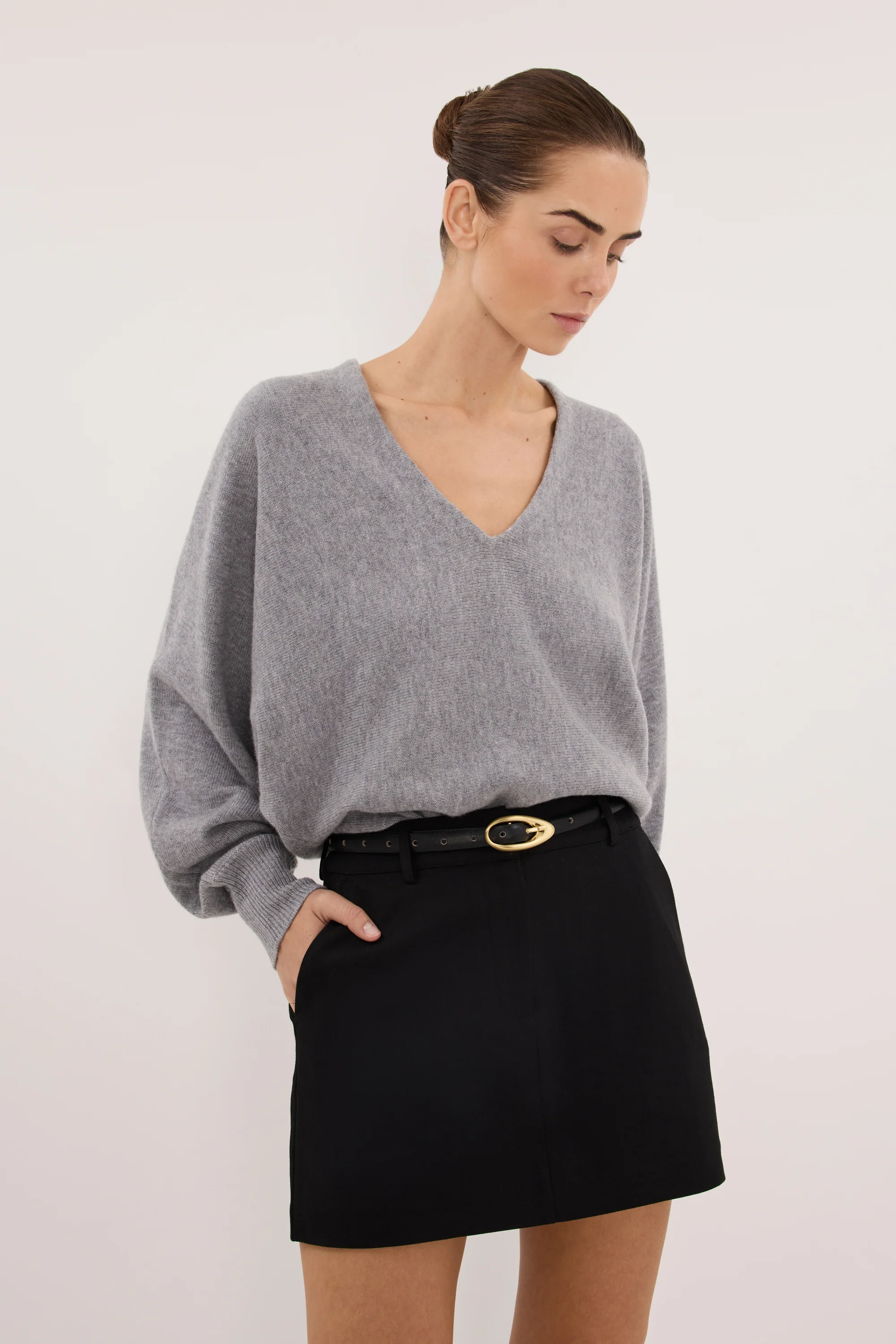 LUMI GREY MARLE V NECK MERINO KNIT JUMPER - Image 2