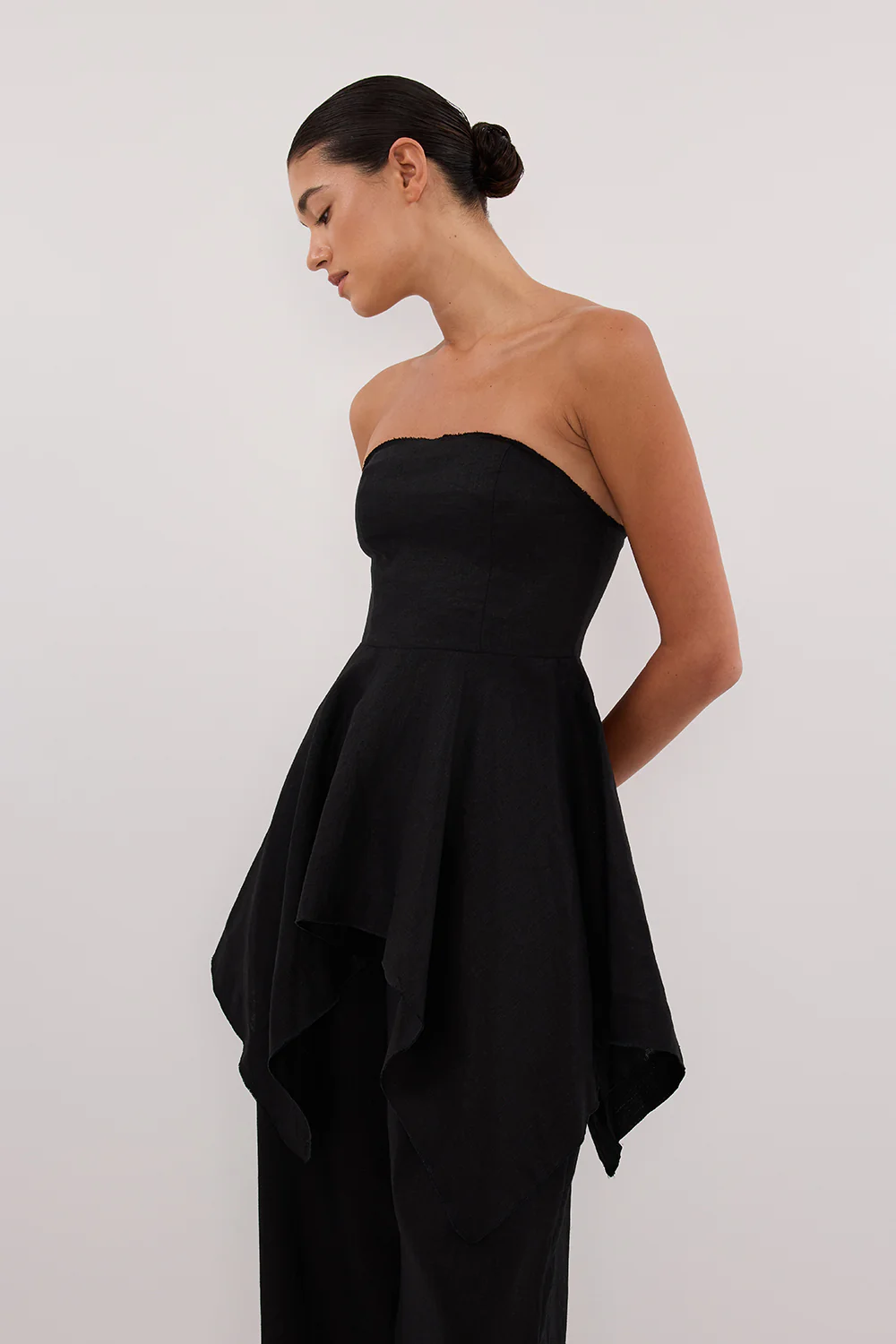 LUNA BLACK LINEN HANDKERCHIEF TOP - Image 5