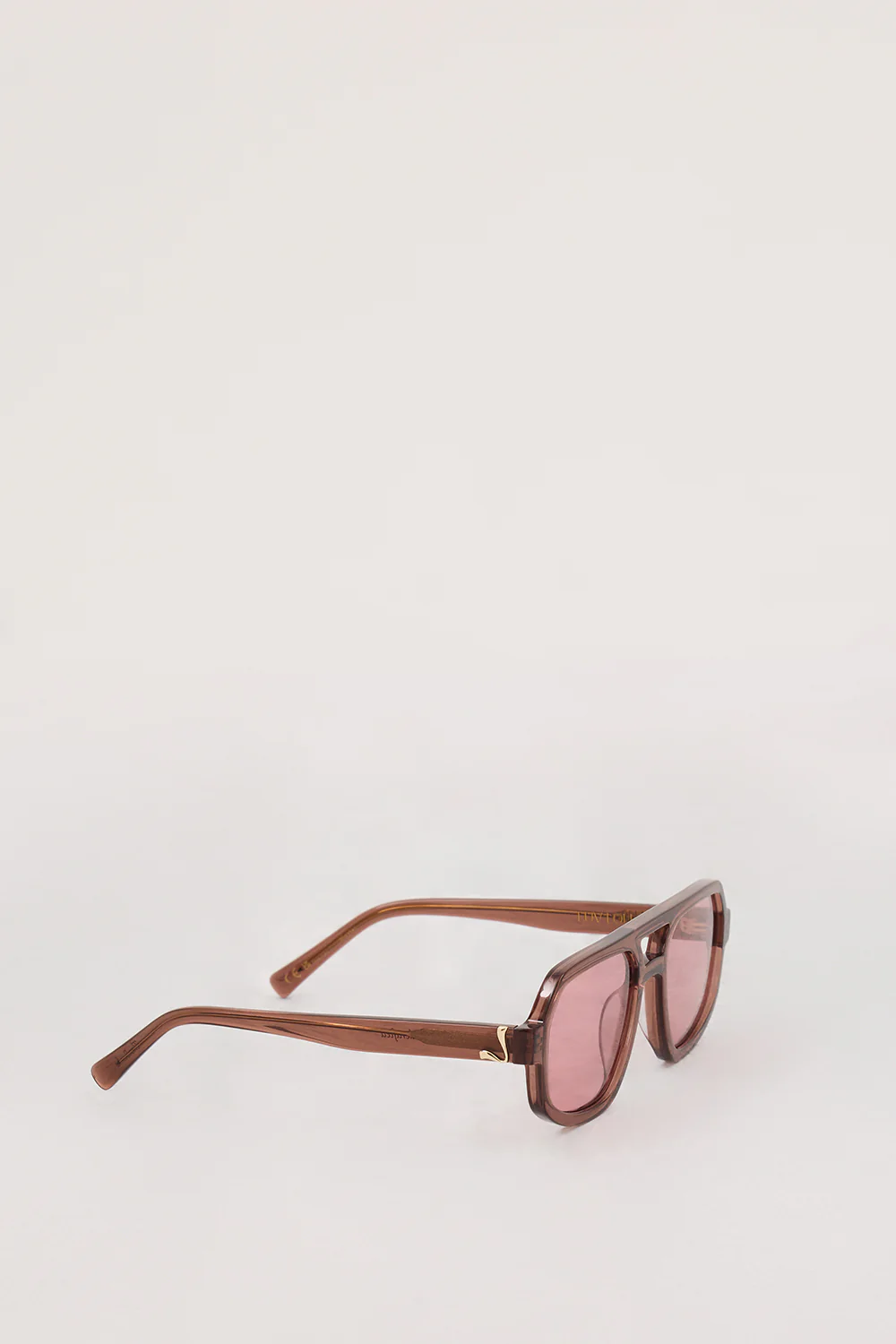 LUV LOU THE BANKS BURGUNDY SUNGLASSES - Image 3