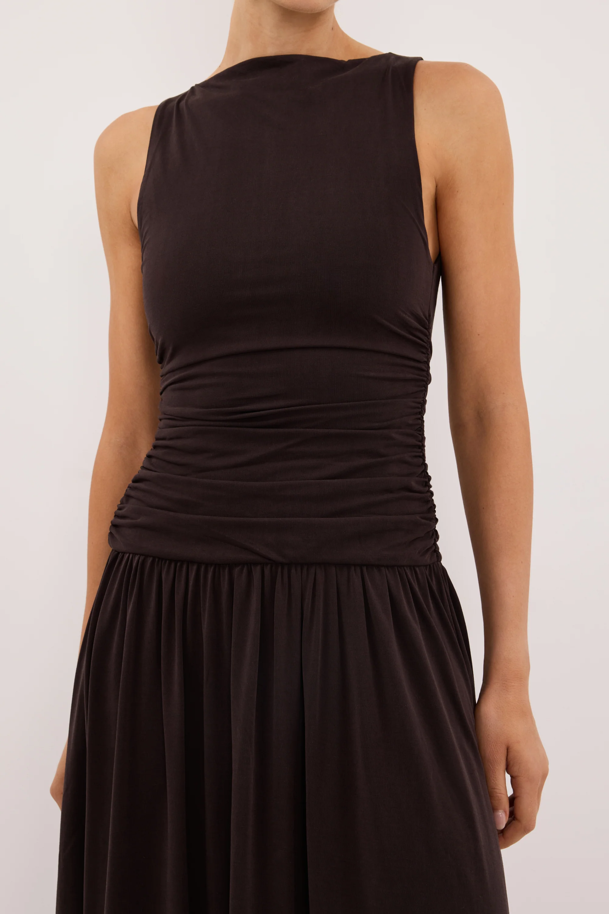 MEG BURNT CHOC SLEEVELESS KNIT MIDI DRESS - Image 5