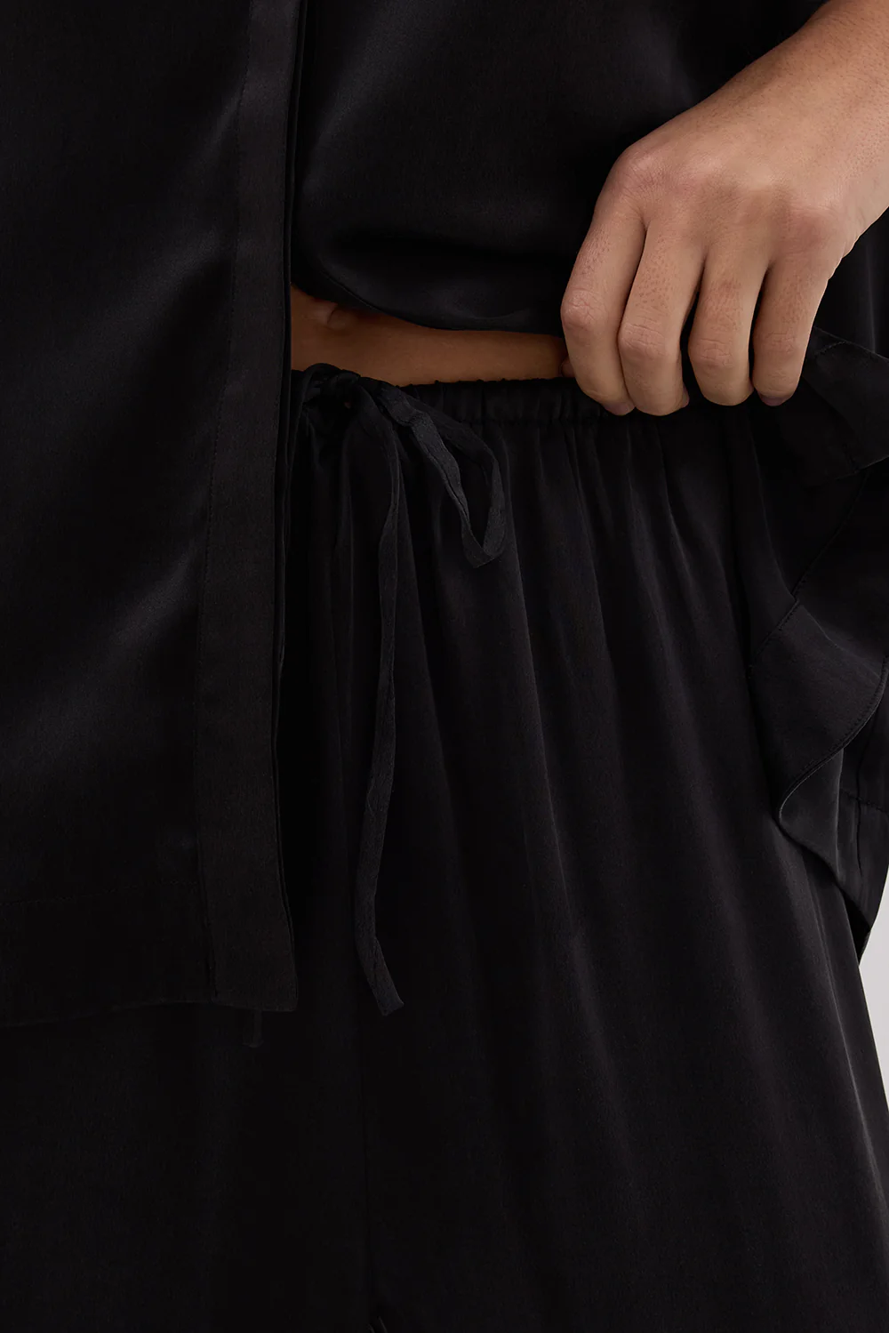 PERCY BLACK SILK PANT - Image 4