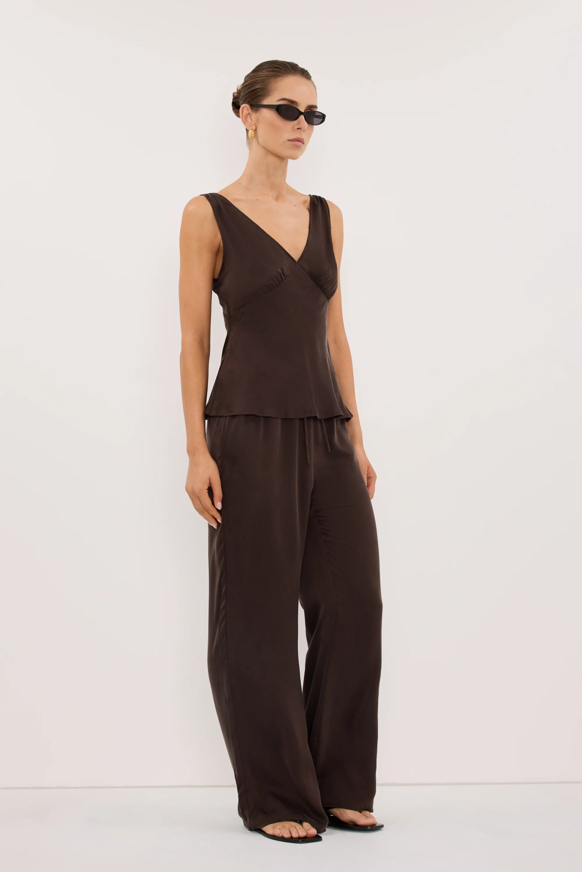 PIPPA BITTER CHOC SILK PANT - Image 3