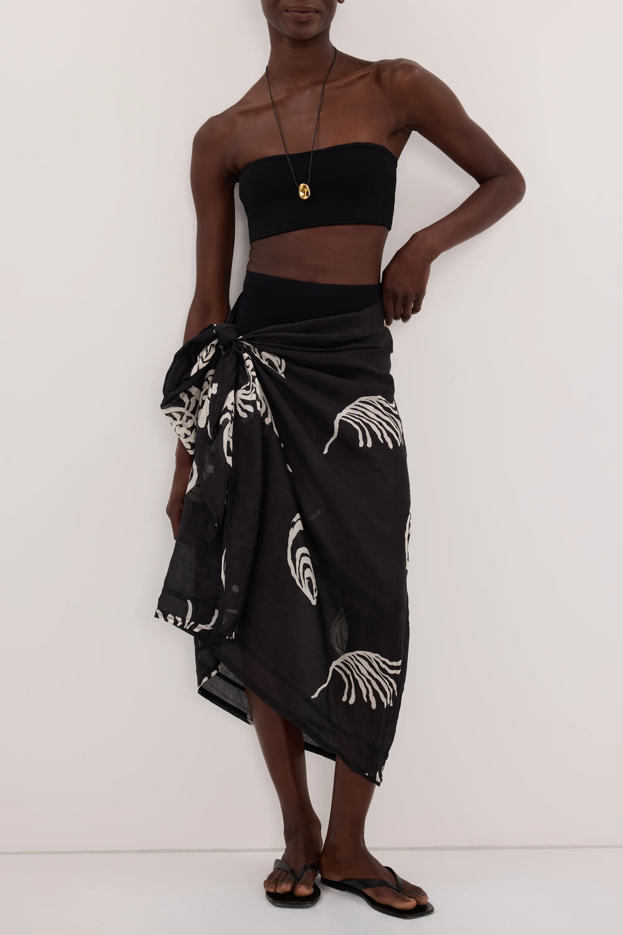 POSITANO BLACK RAMIE SARONG - Image 2