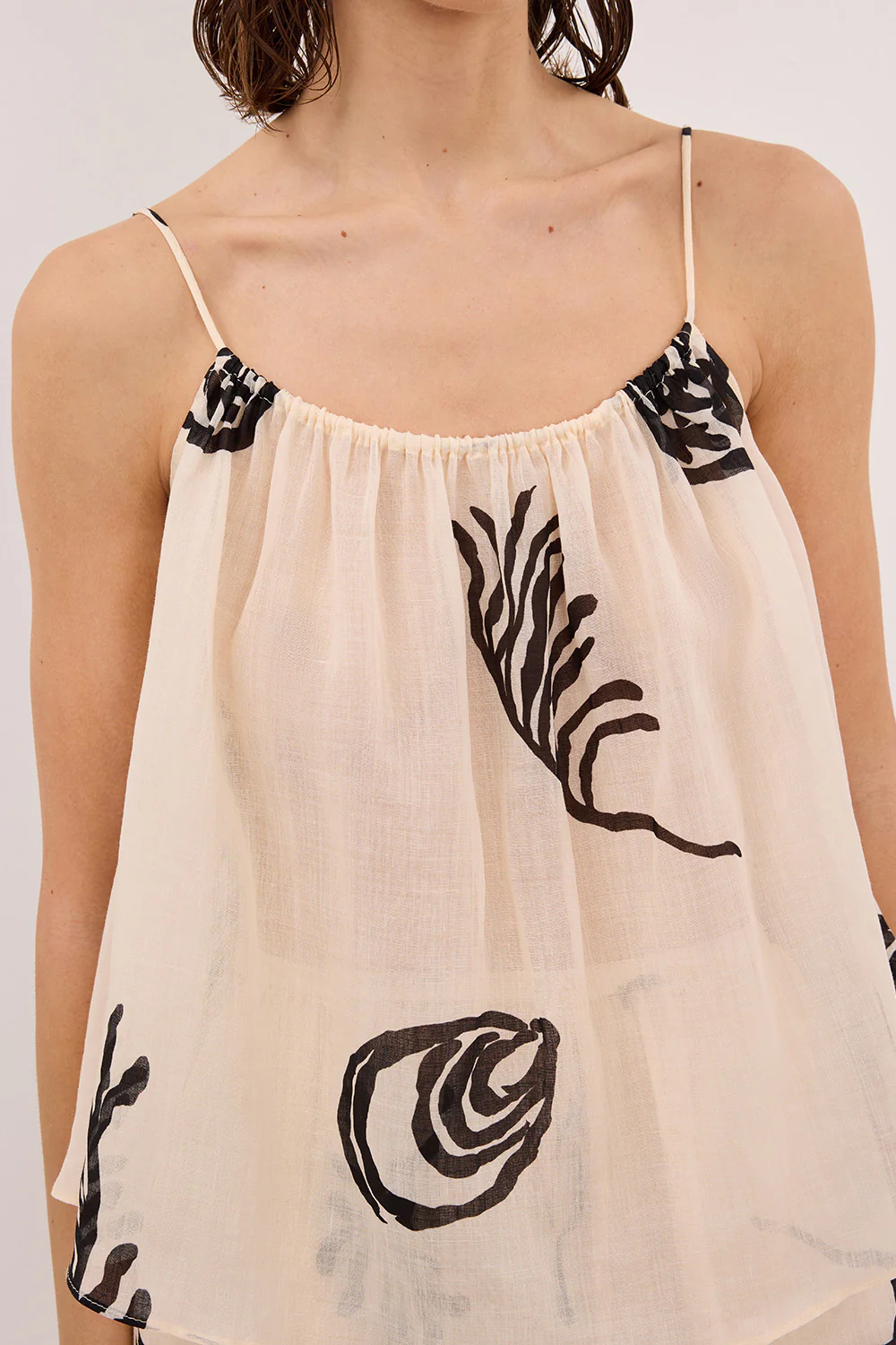 POSITANO SANDSTONE SLEEVELESS RAMIE TOP - Image 7