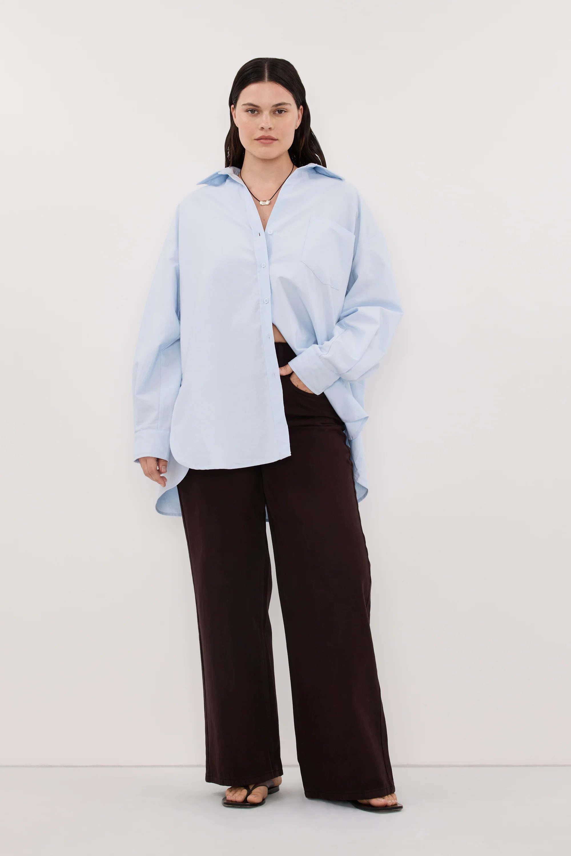 REAGAN 2.0 BURNT CHOC SLOUCHY JEAN - Image 6