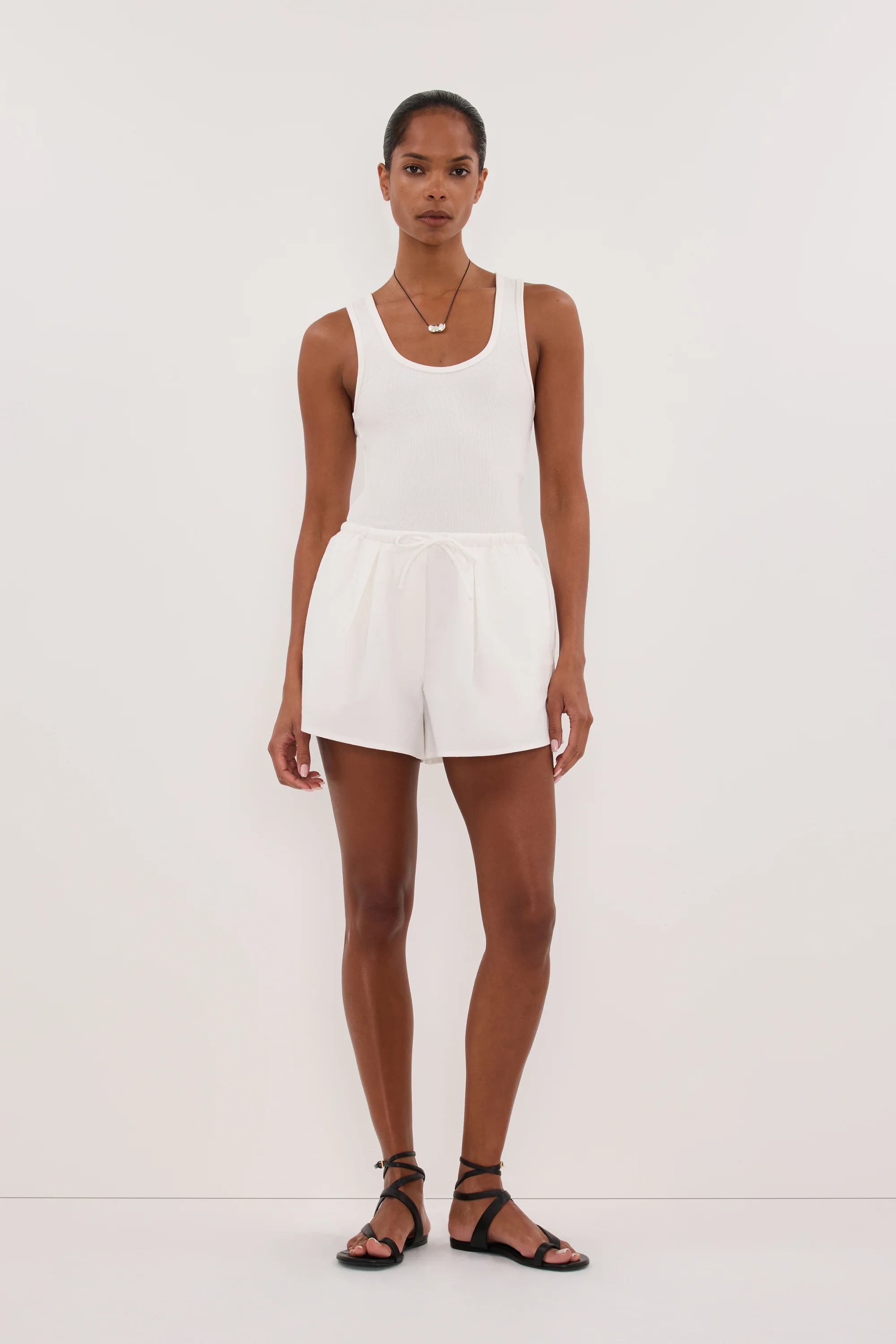 RHEA WHITE COTTON DRAWSTRING SHORT - Image 6