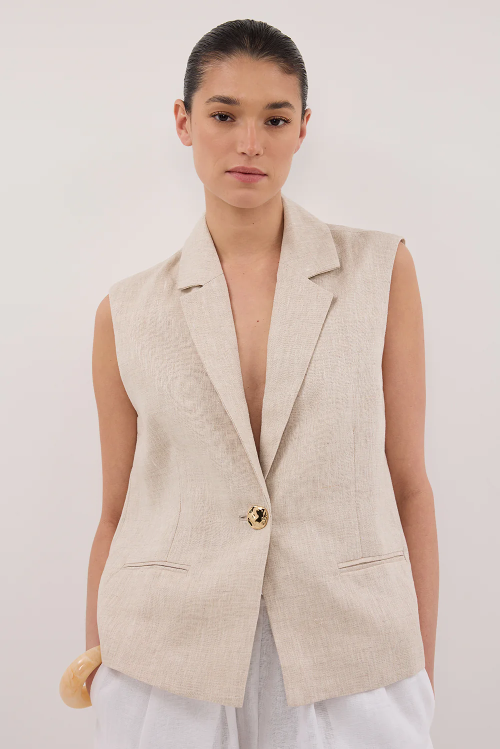 SELAH NATURAL LINEN SLEEVELESS VEST - Image 2