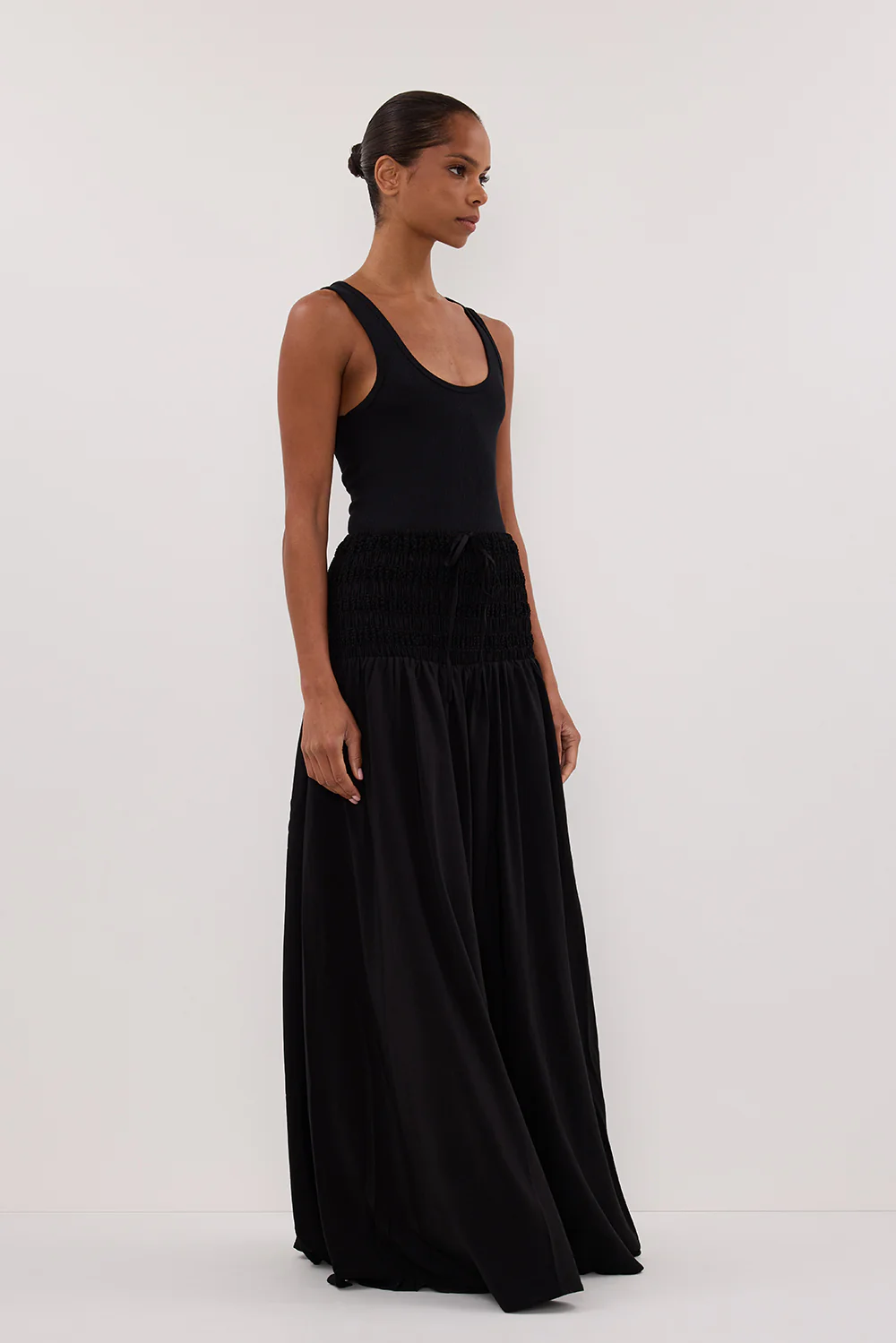 SIERRA BLACK TEXTURED MIDI SKIRT - Image 3