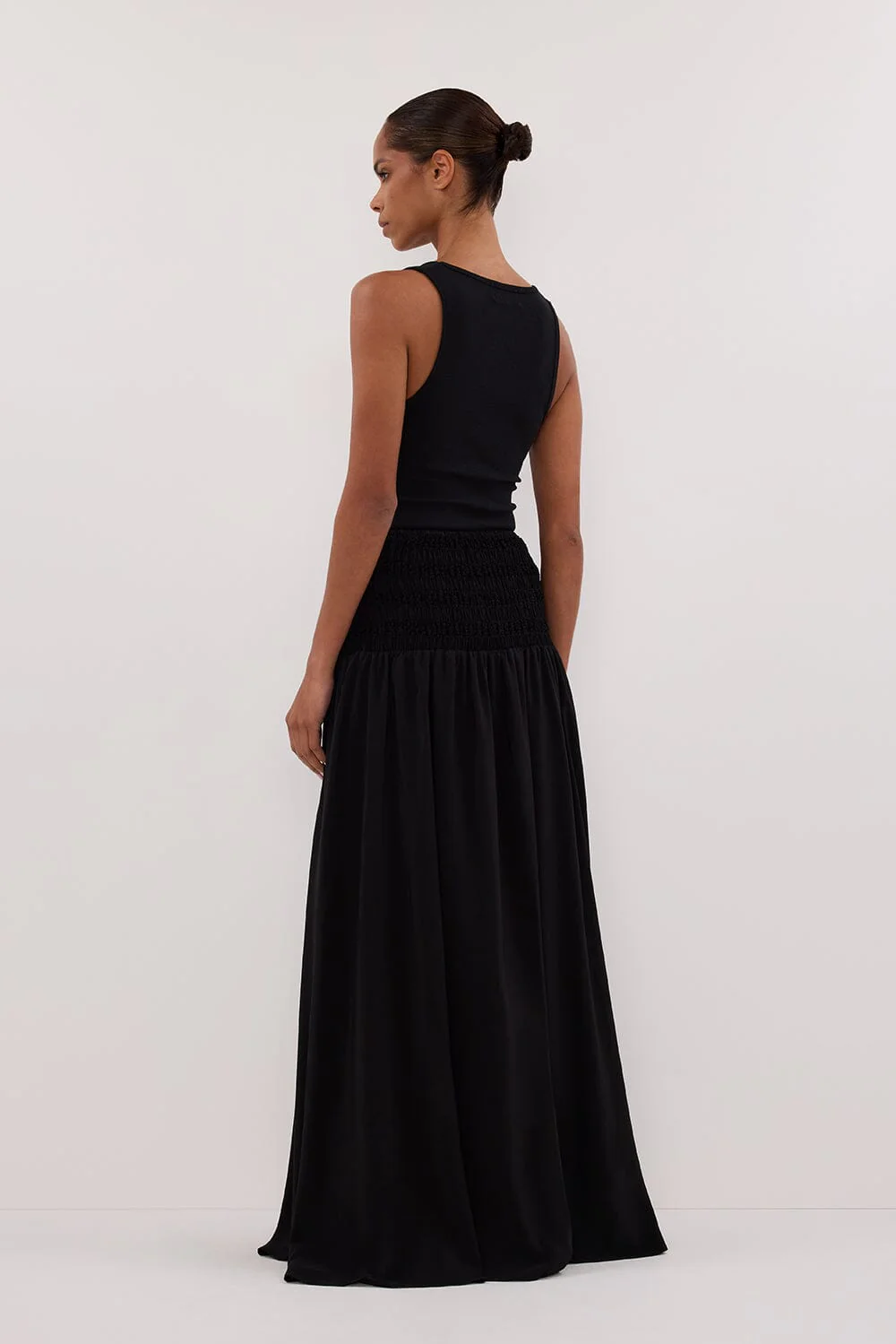 SIERRA BLACK TEXTURED MIDI SKIRT - Image 4