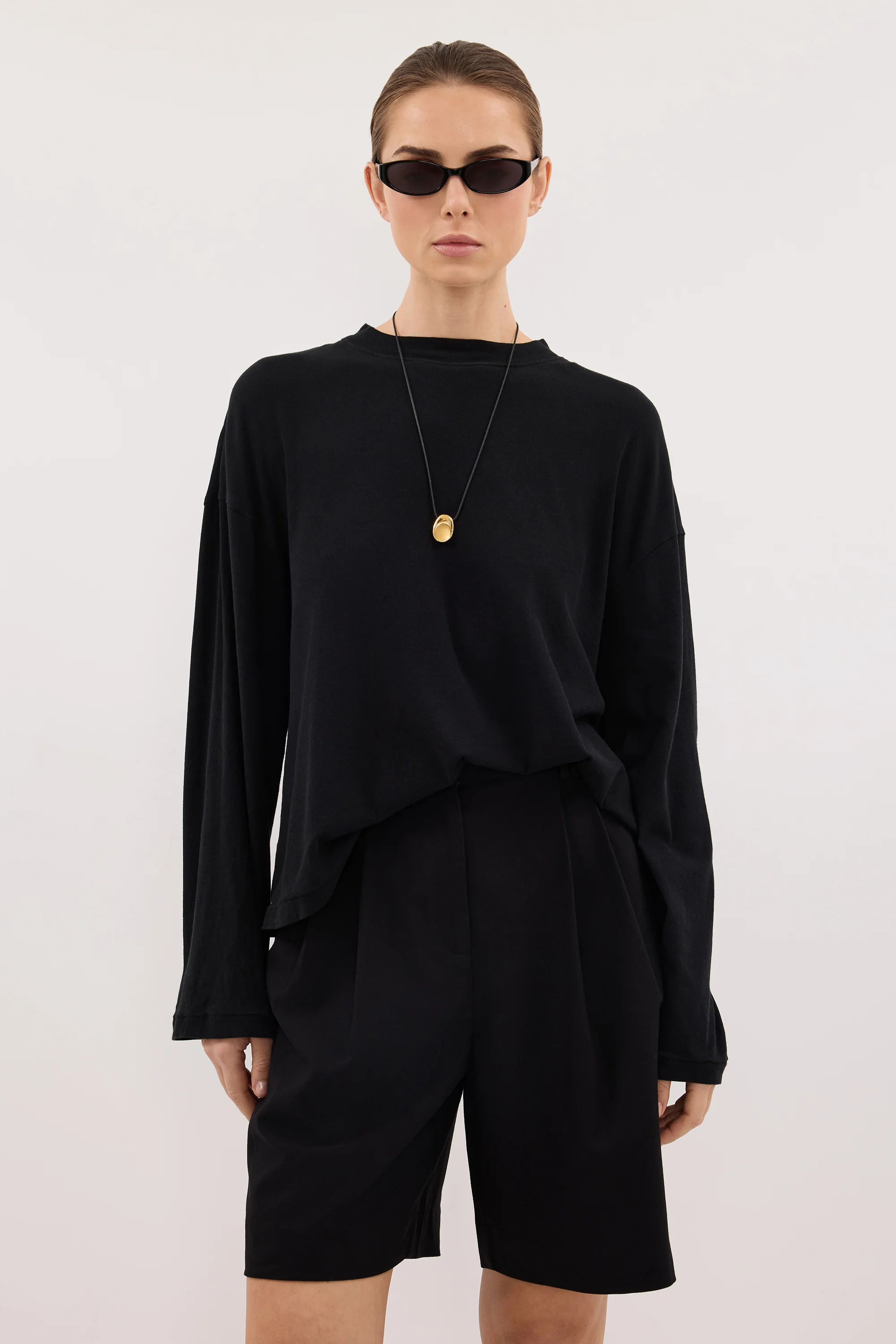 SLOANE BLACK LONG SLEEVE CREW KNIT TOP - Image 2