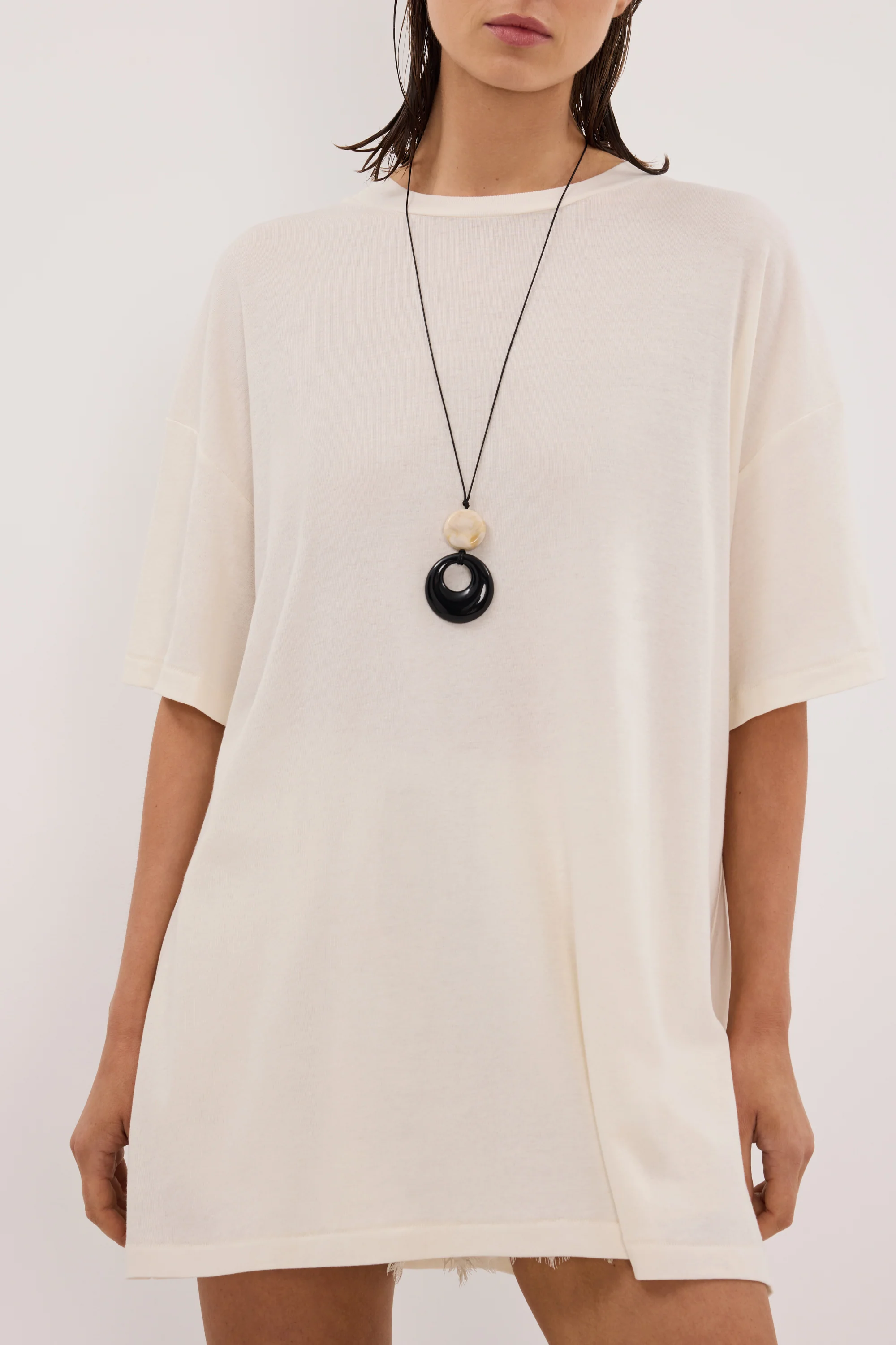 SLOANE CREAM COTTON LONGLINE TEE - Image 5