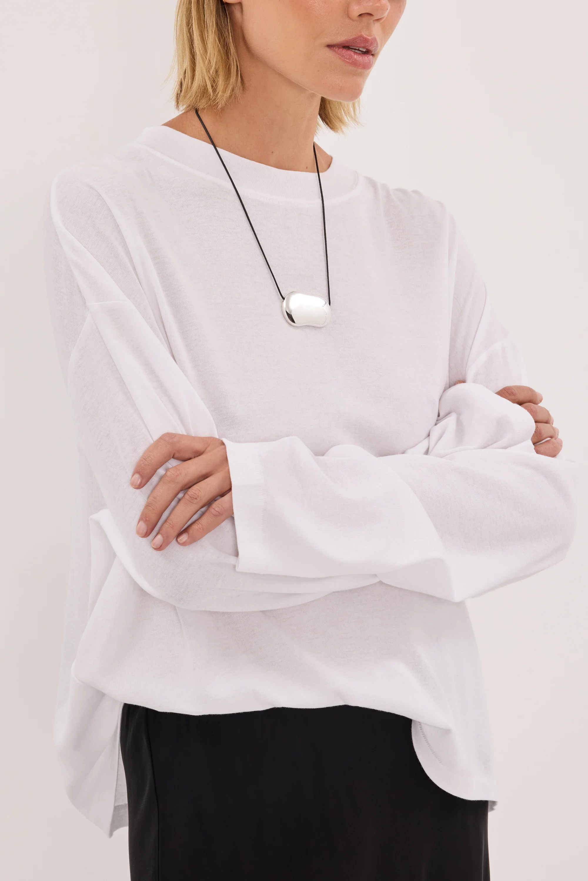 SLOANE WHITE LONG SLEEVE CREW KNIT TOP - Image 5