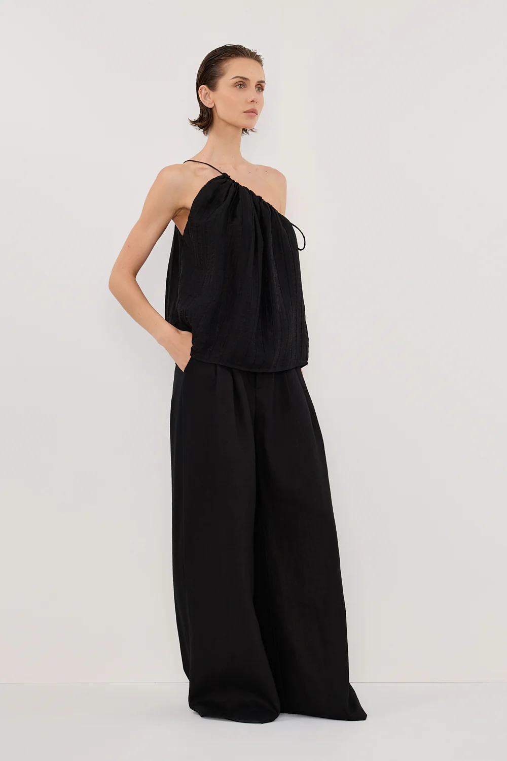 TAHITI BLACK ONE SHOULDER TOP - Image 3