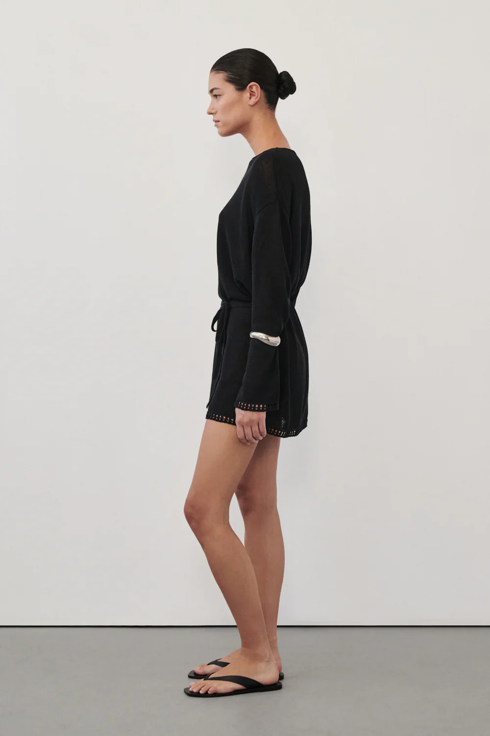 TARI BLACK KNIT LONG SLEEVE MINI DRESS - Image 4