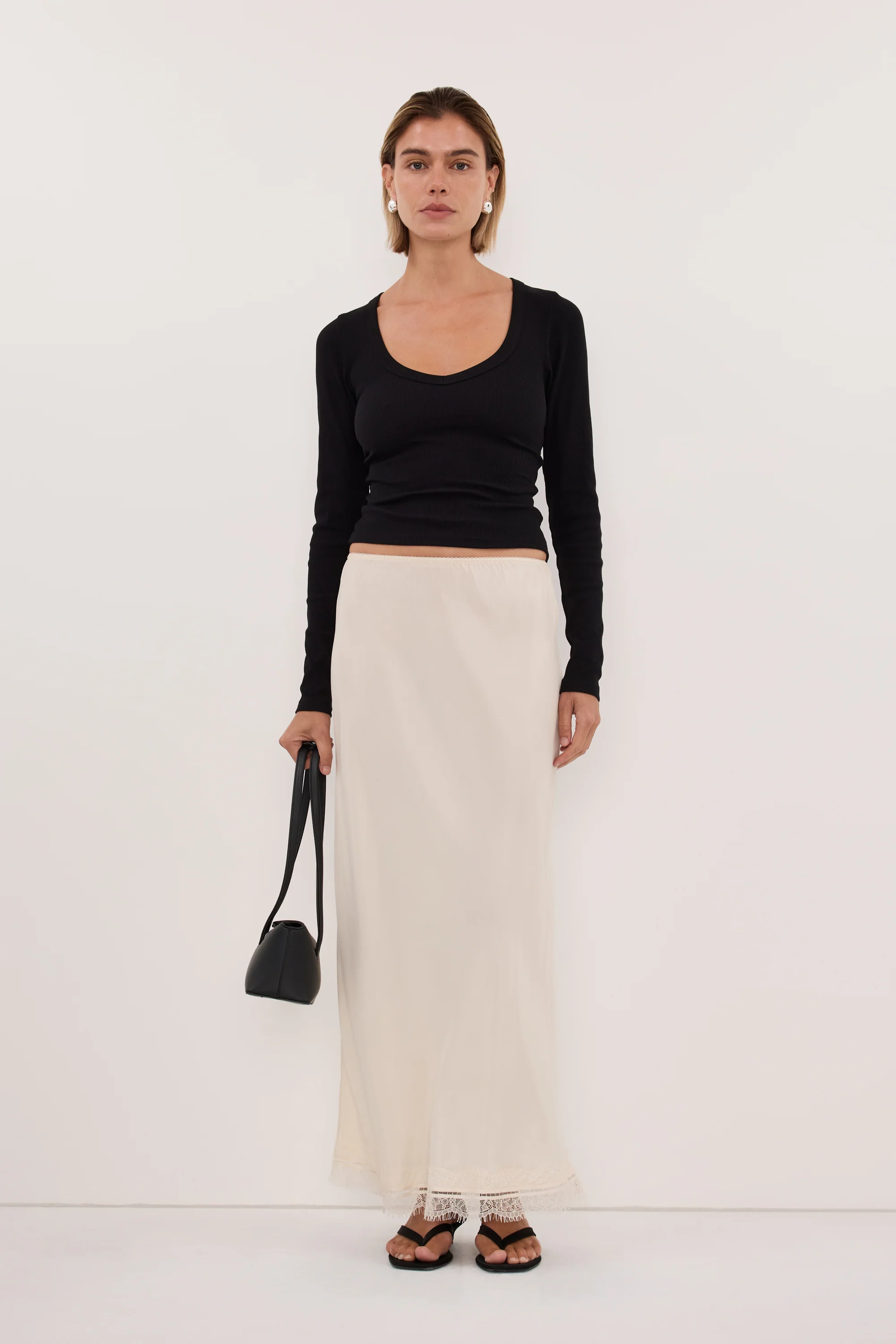 YASMIN BLACK LONG SLEEVE KNIT TOP